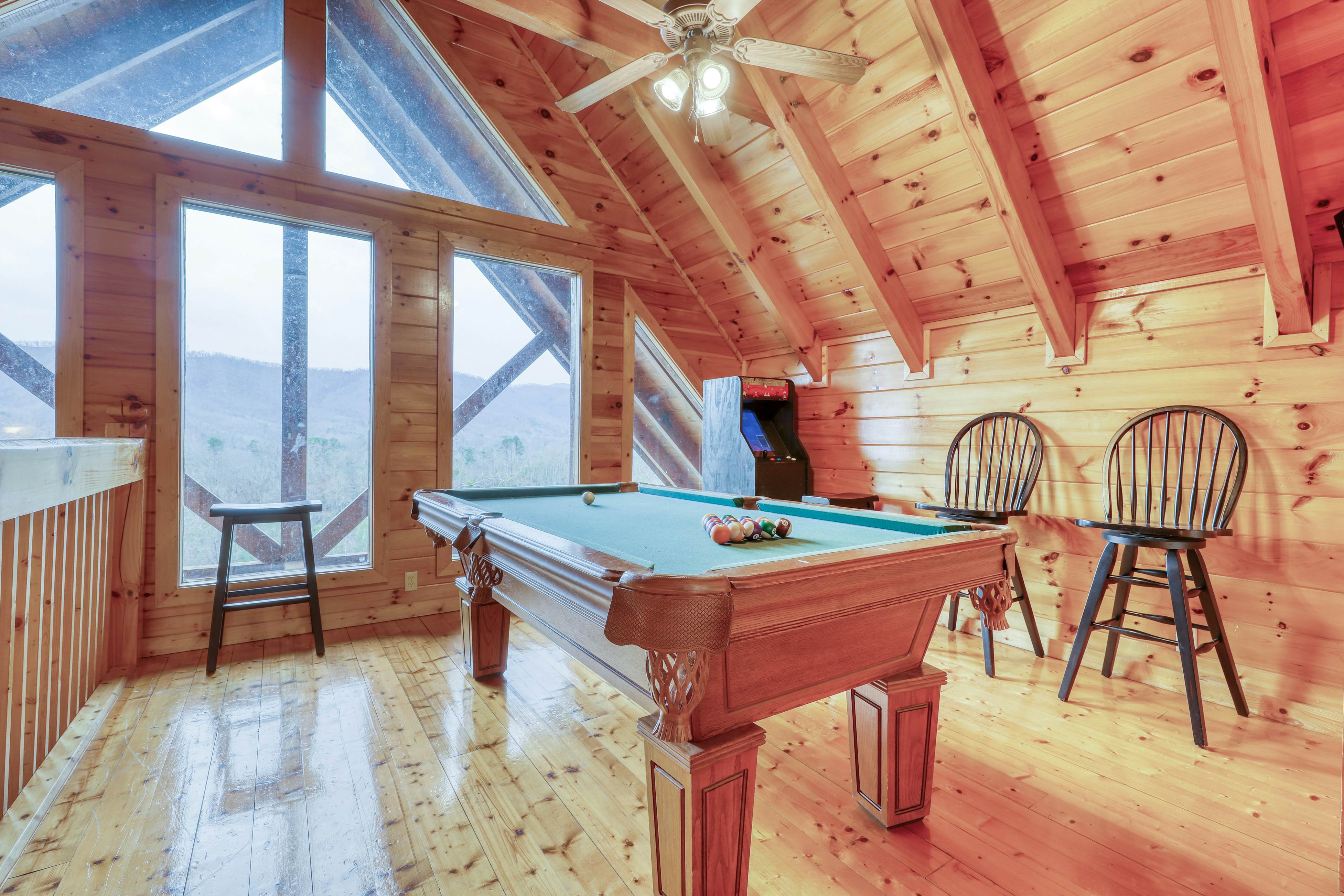 Hilltop cabin w/Free Attraction Tickets, hot tub, game room, views & resort pool