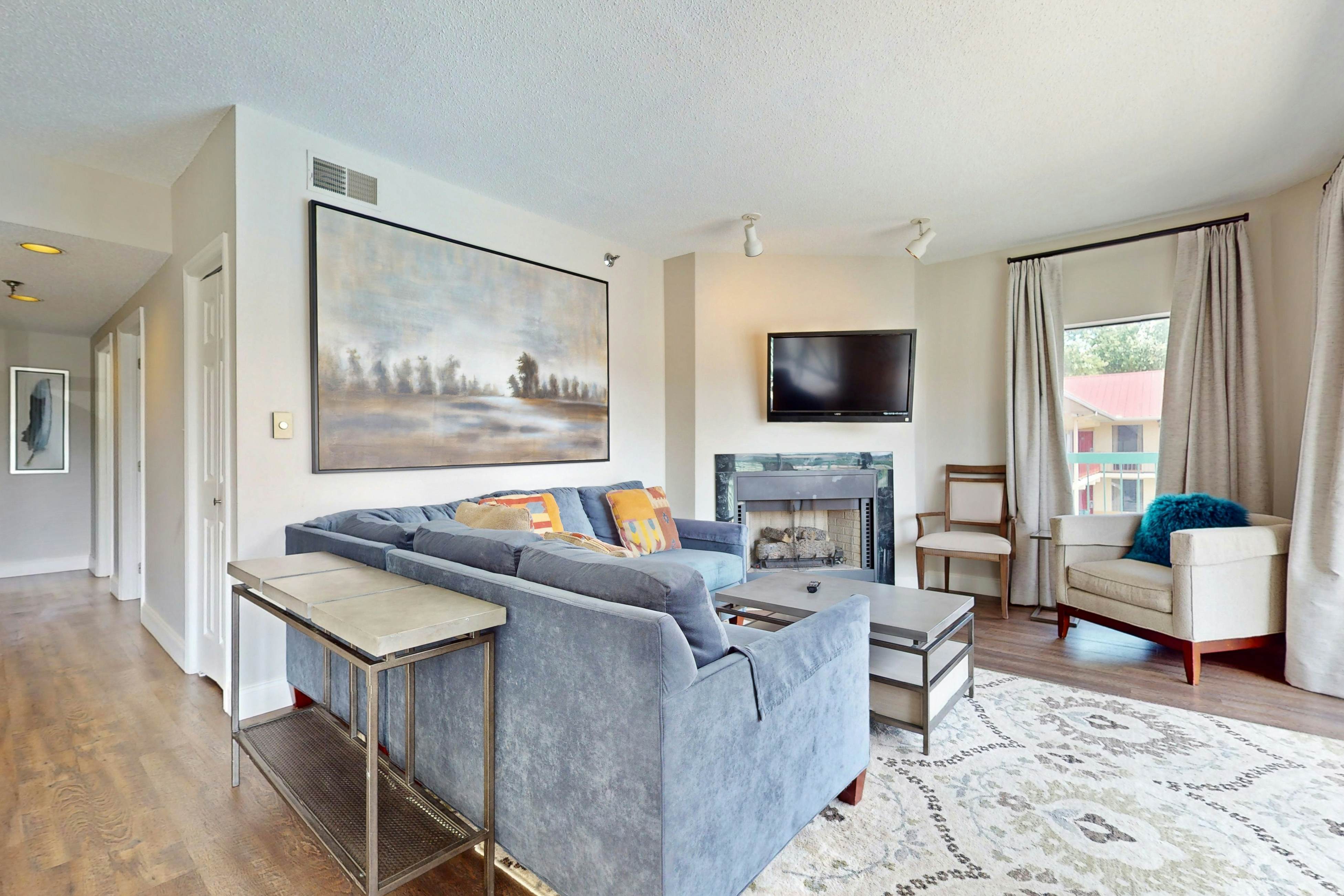 Retreat w/ Pool | Close to Pigeon Forge Main Parkway | Free Attraction Tickets