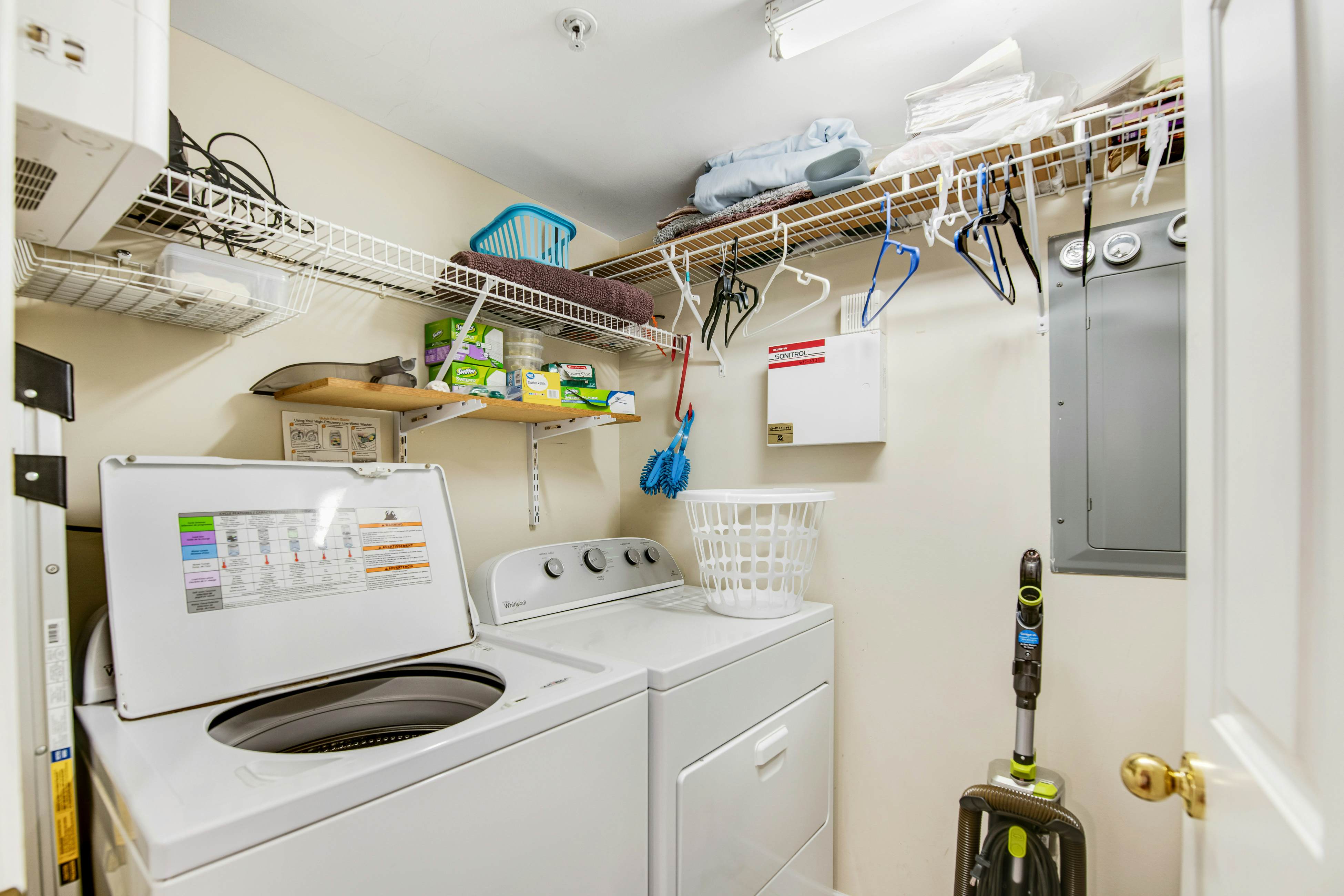 Dreamy Condo Near Downtown with Creek Views, Pool, & Free Attraction Tickets