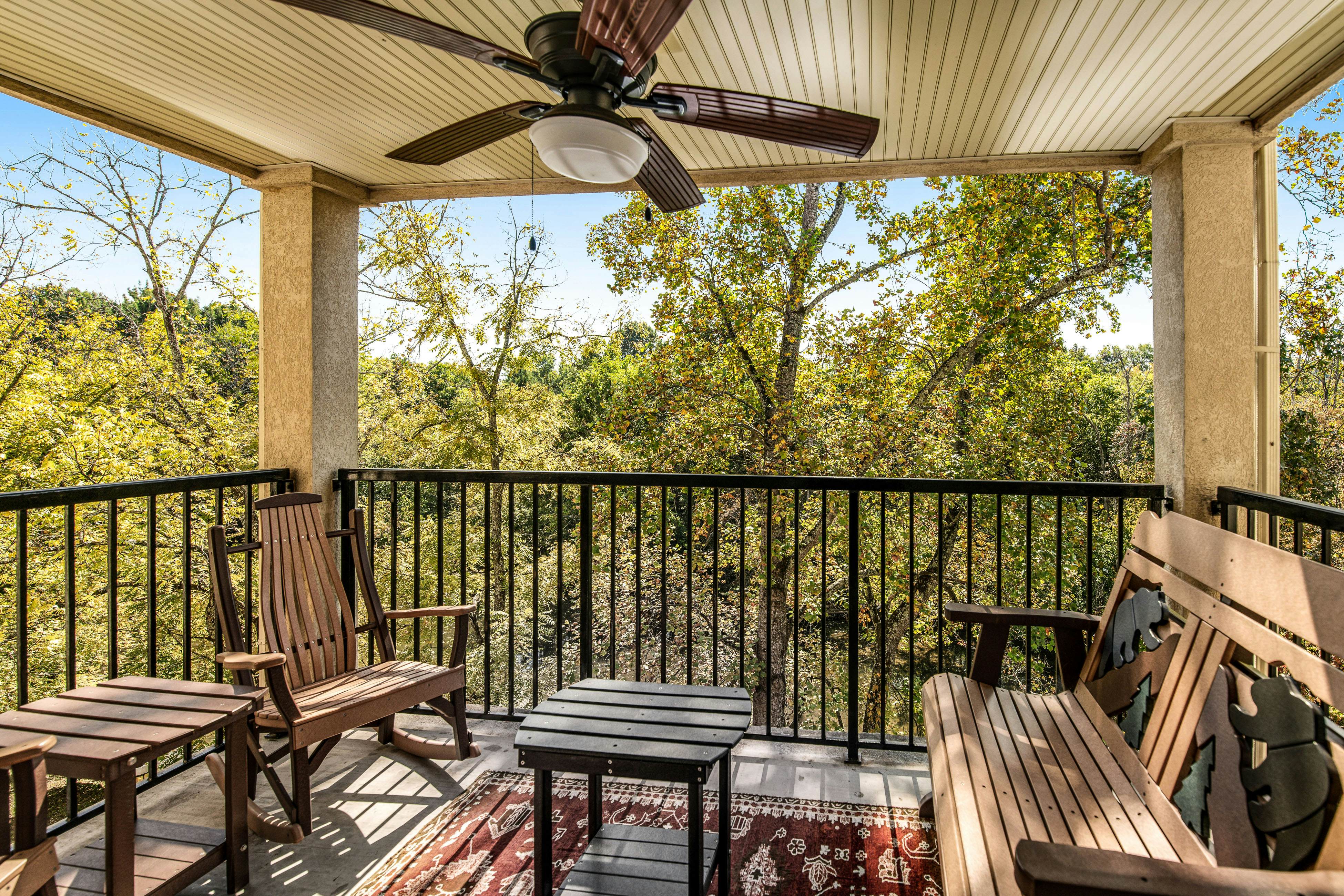 Dreamy Condo Near Downtown with Creek Views, Pool, & Free Attraction Tickets