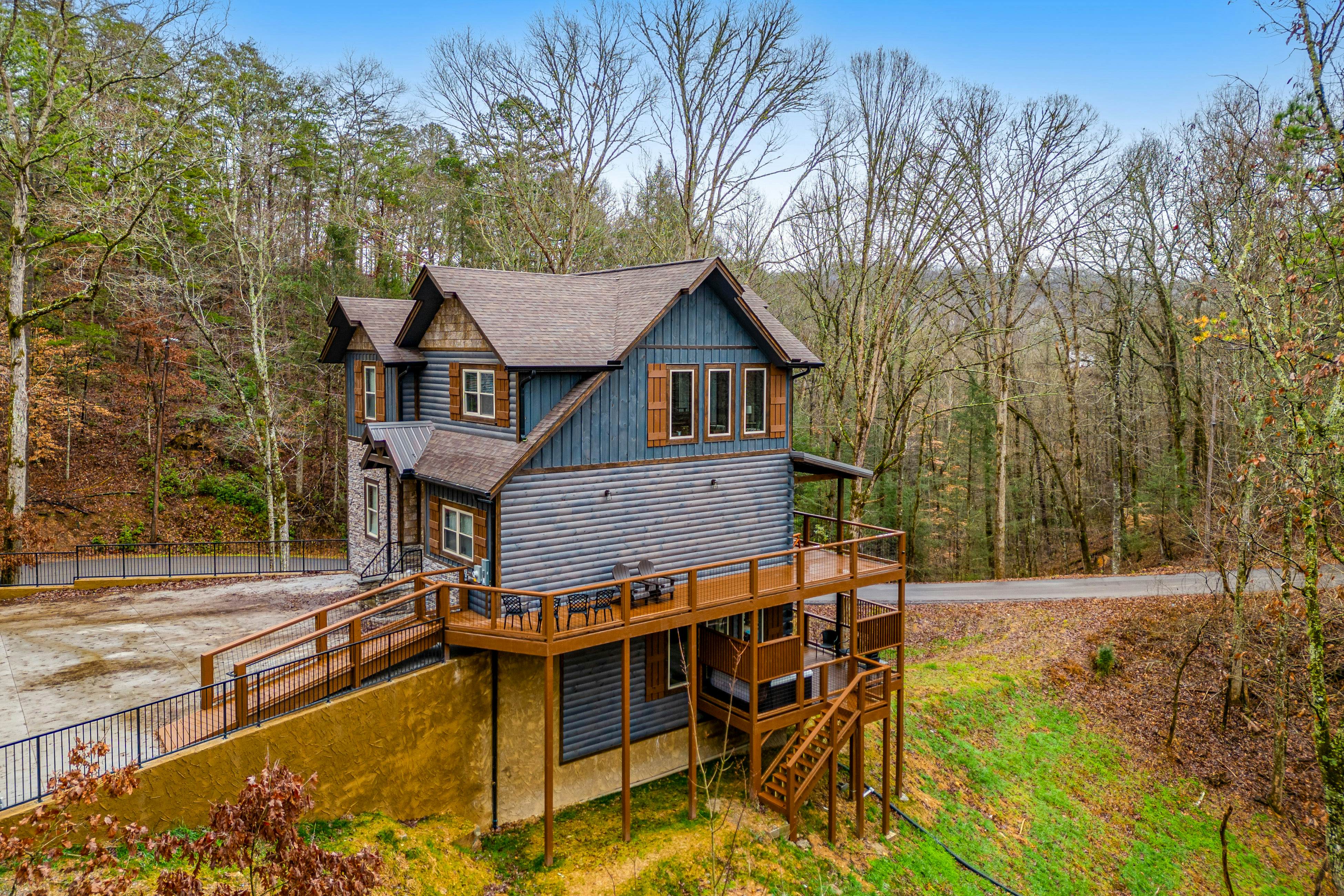 Cozy Cabin, Sleep 12・Indoor pool・Theater/Game Room