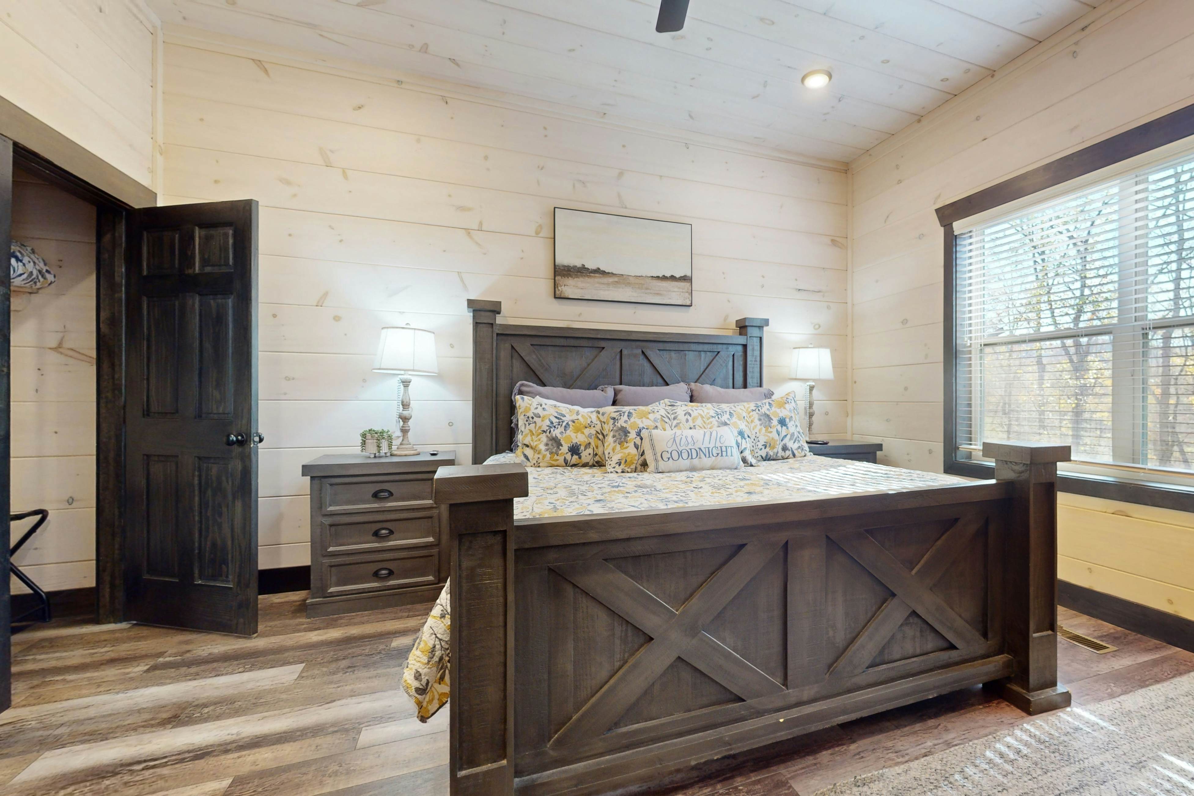 Cozy Cabin, Sleep 12・Indoor pool・Theater/Game Room