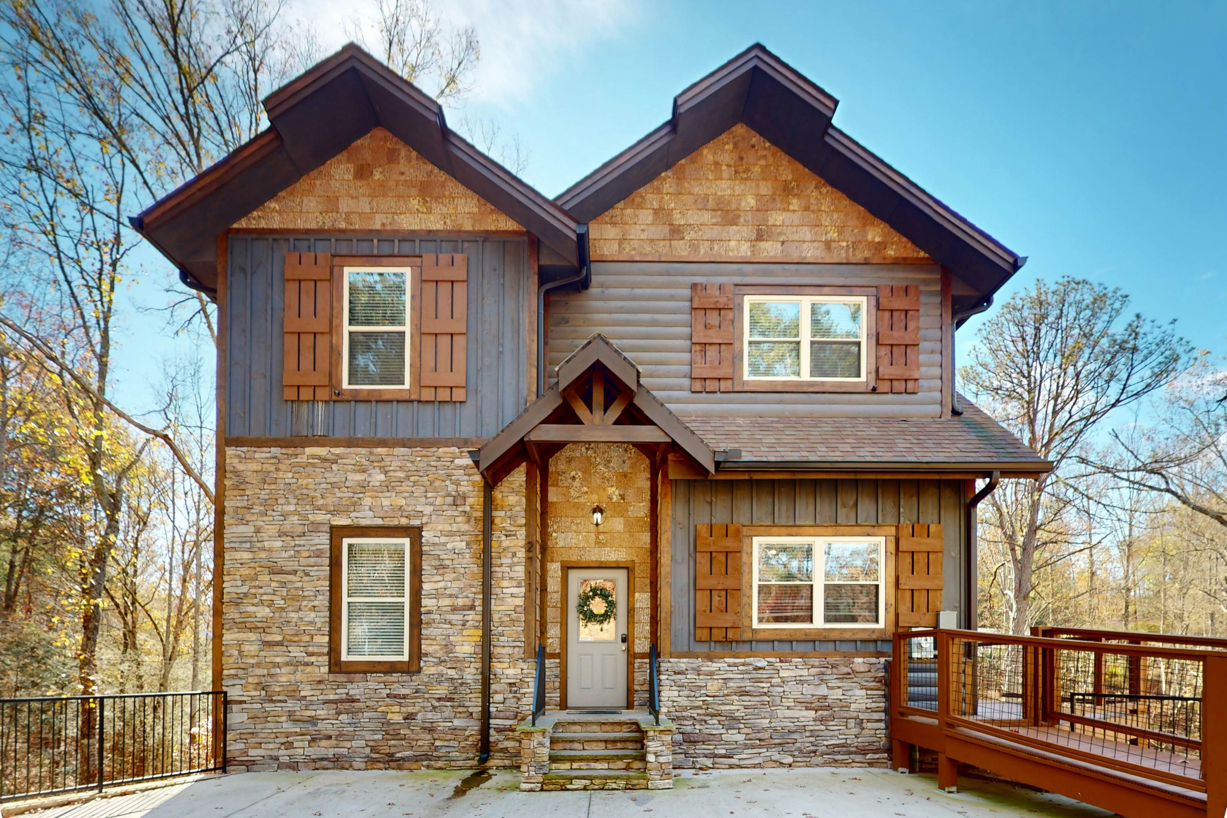 Cozy Cabin, Sleep 12・Indoor pool・Theater/Game Room