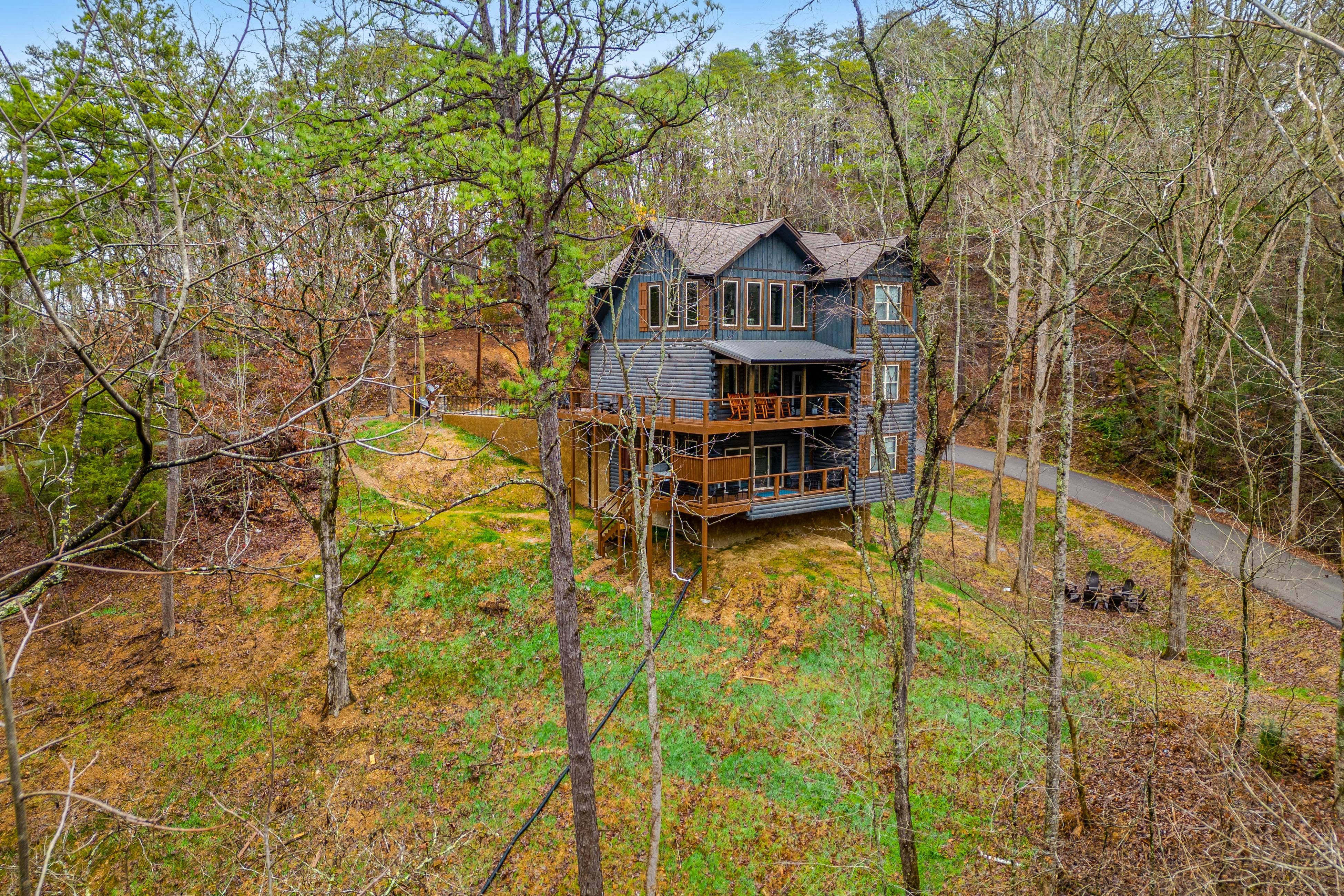 Cozy Cabin, Sleep 12・Indoor pool・Theater/Game Room