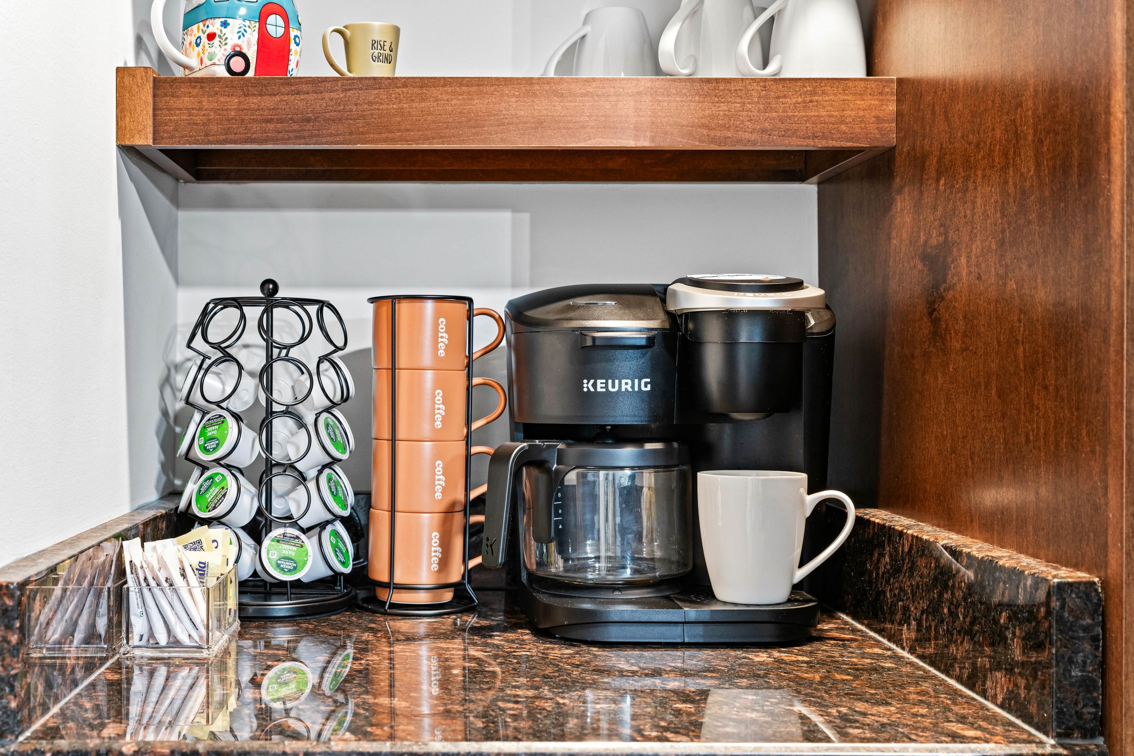 Idyllic Cabin, Sleeps 8・Hot Tub・Games・Free Ticket