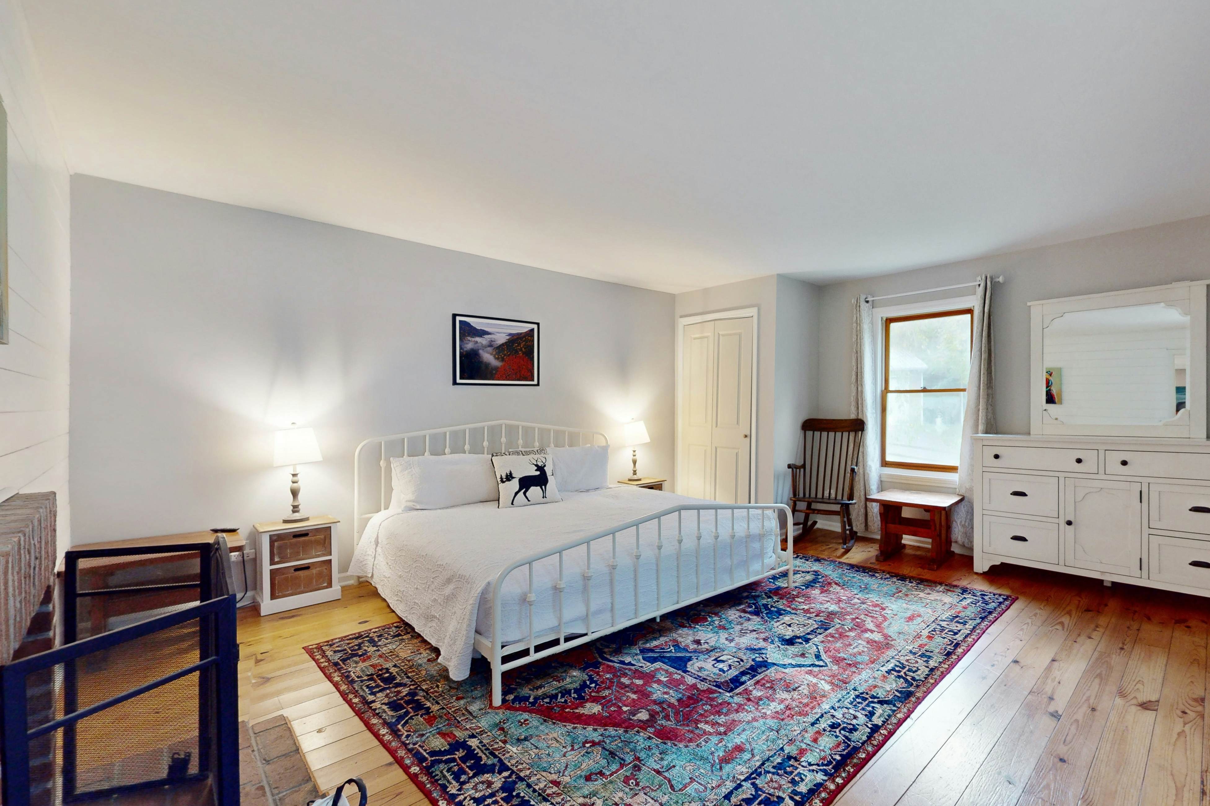 Classic farmhouse-style home w/ front porch, hot tub, & free attraction tickets