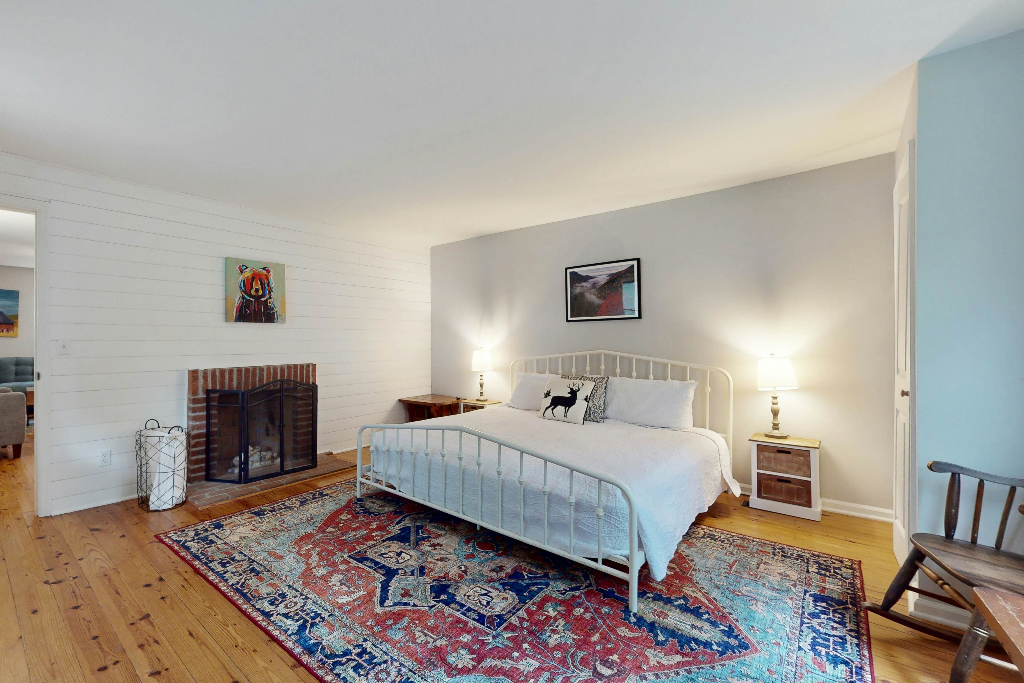 Classic farmhouse-style home w/ front porch, hot tub, & free attraction tickets