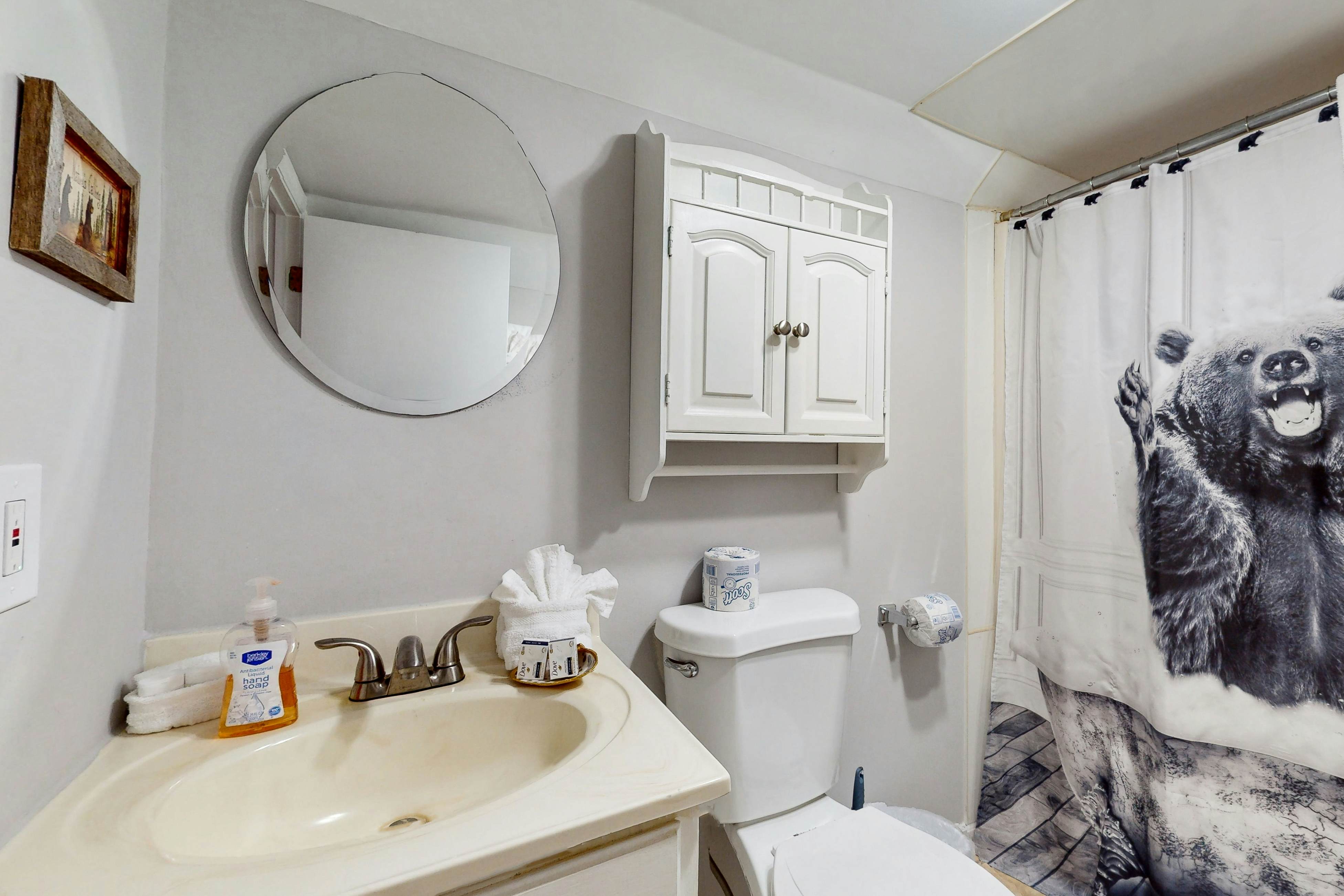 Classic farmhouse-style home w/ front porch, hot tub, & free attraction tickets