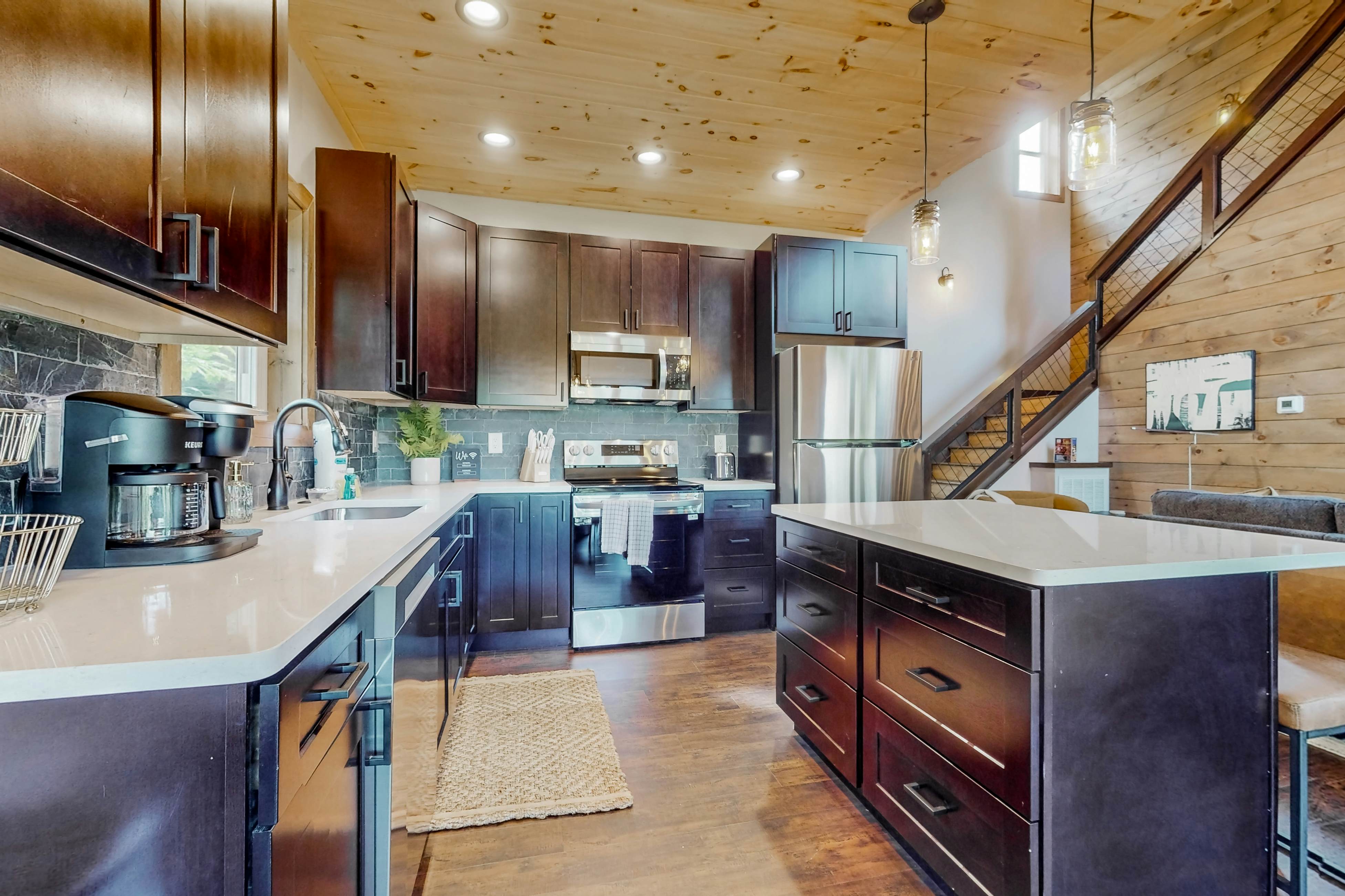 Modern Luxe Cabin w/Hot Tub, Mountain Views, Game Room, +Free Attraction Tickets