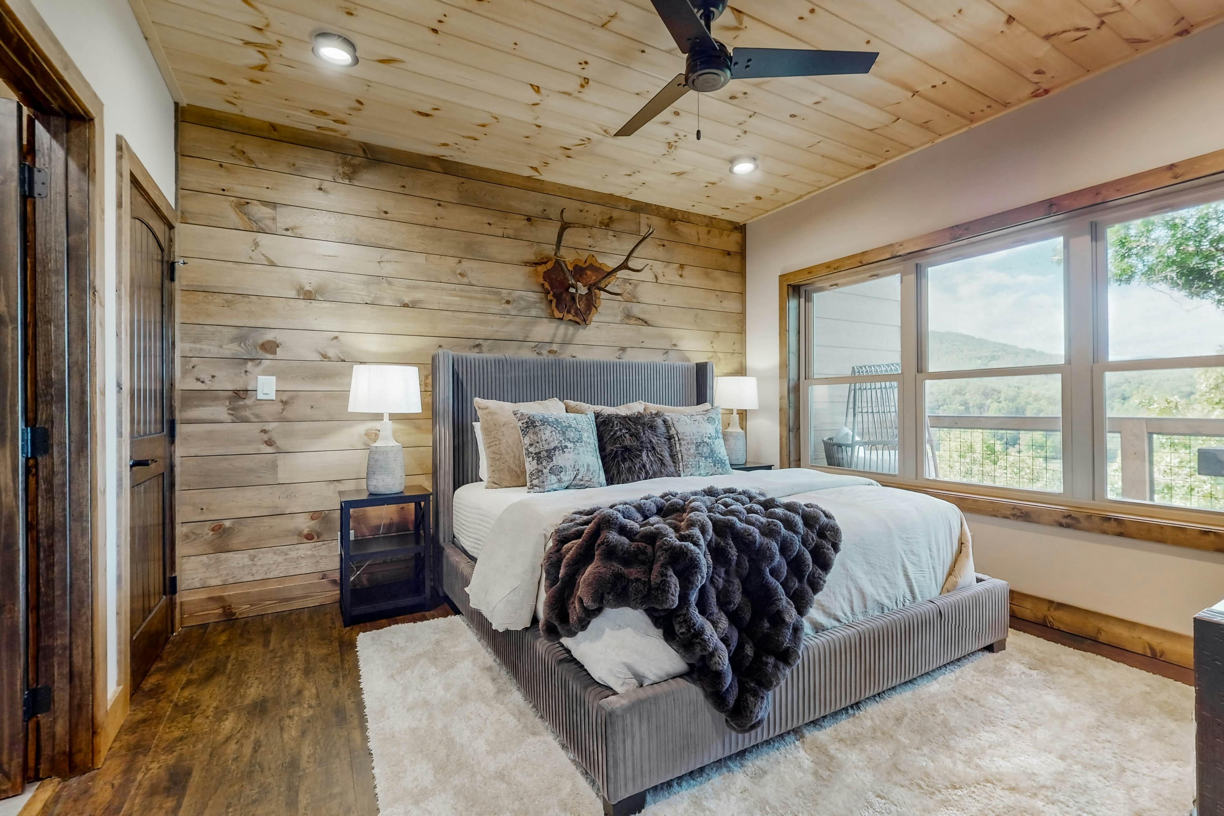 Modern Luxe Cabin w/Hot Tub, Mountain Views, Game Room, +Free Attraction Tickets