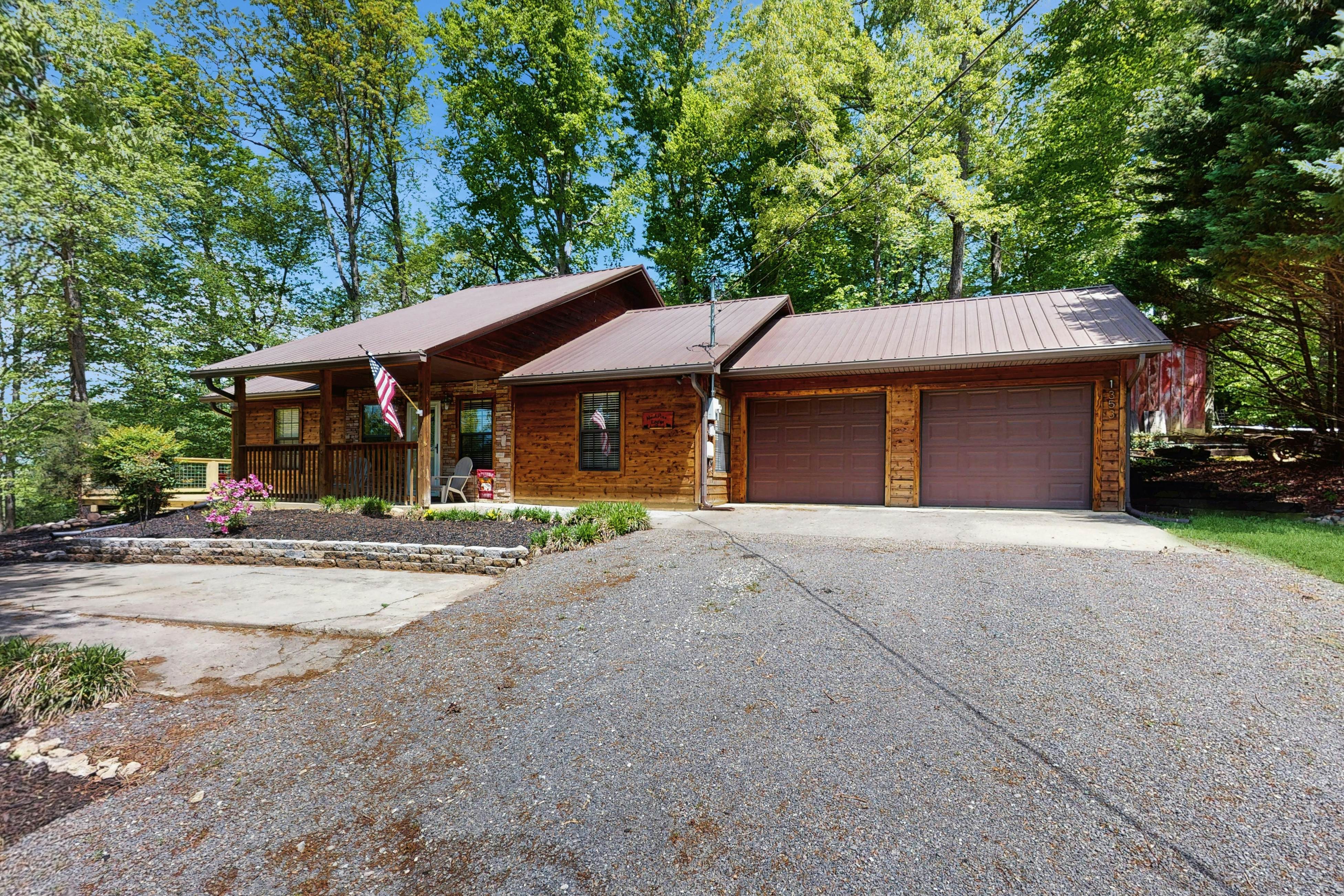 Tranquil Cabin・Garage・Games・Boats, Bikes Parking