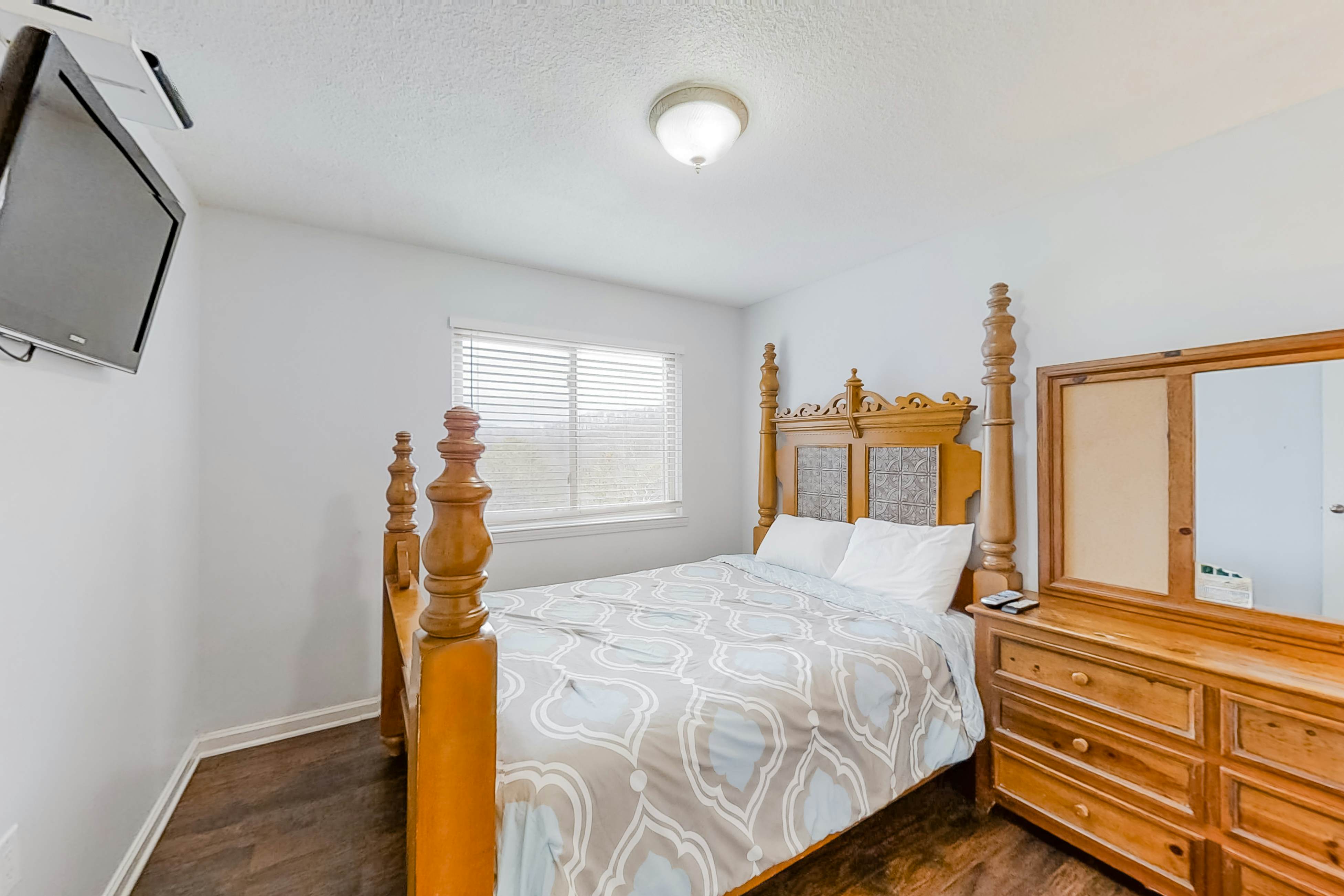 Mountain View Ski Condo, Sleep 6・Fireplace・Hot Tub