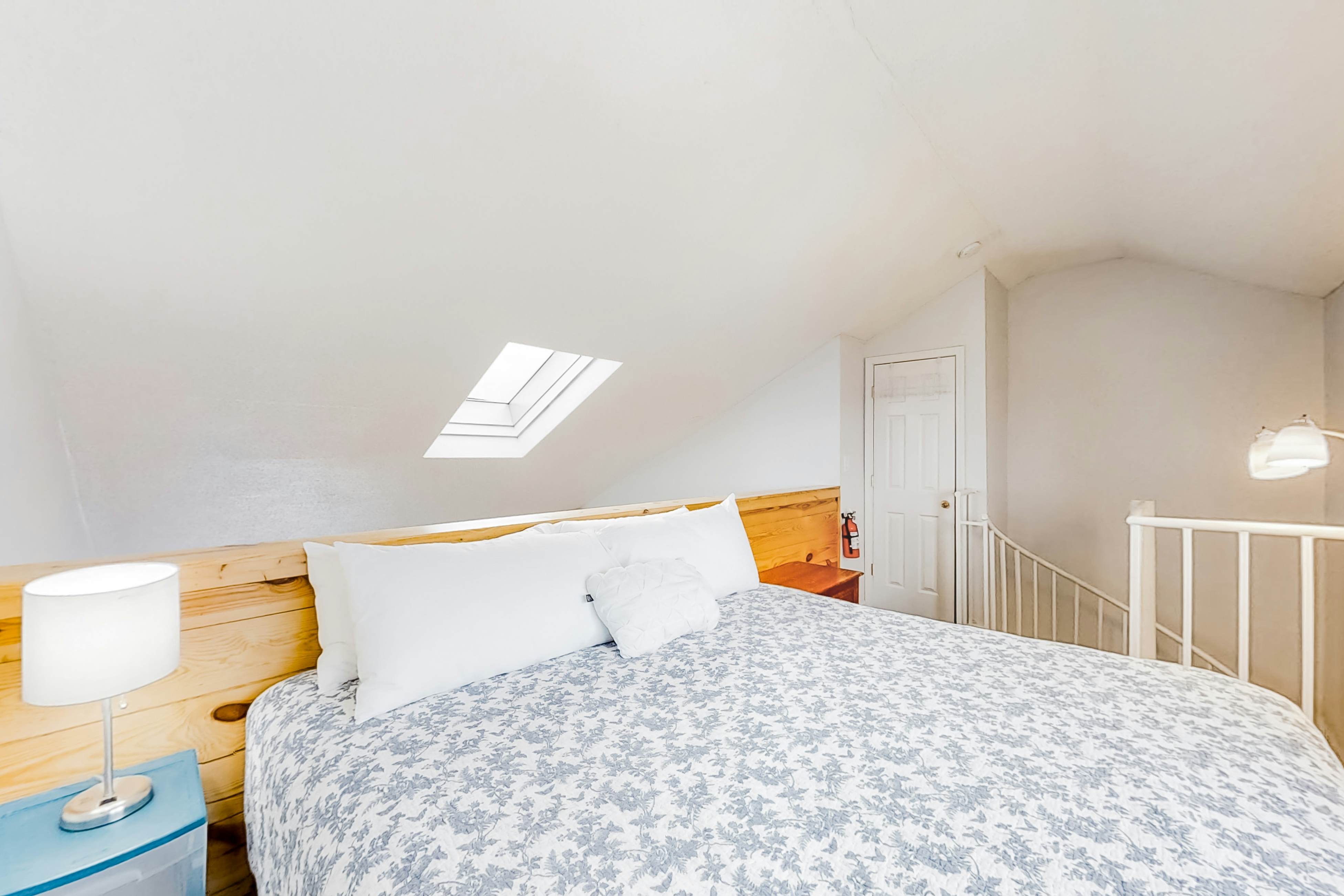 Mountain View Ski Condo, Sleep 6・Fireplace・Hot Tub