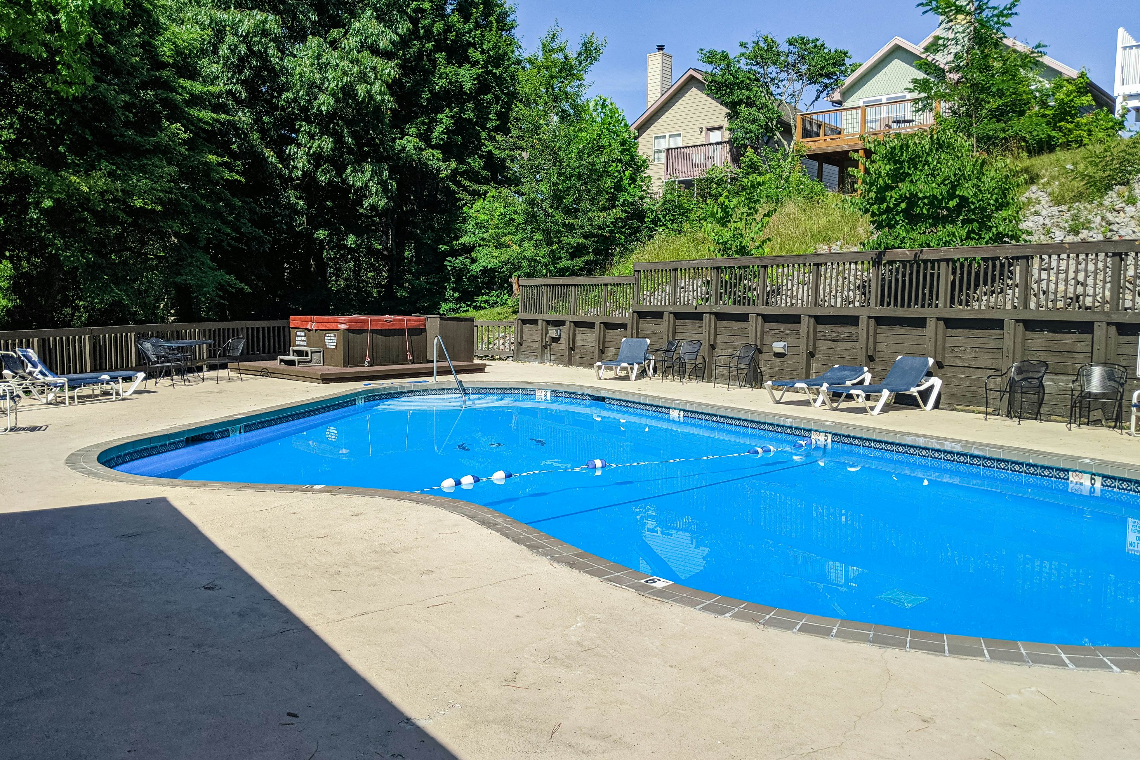 Mountain View Ski Condo, Sleep 6・Fireplace・Hot Tub