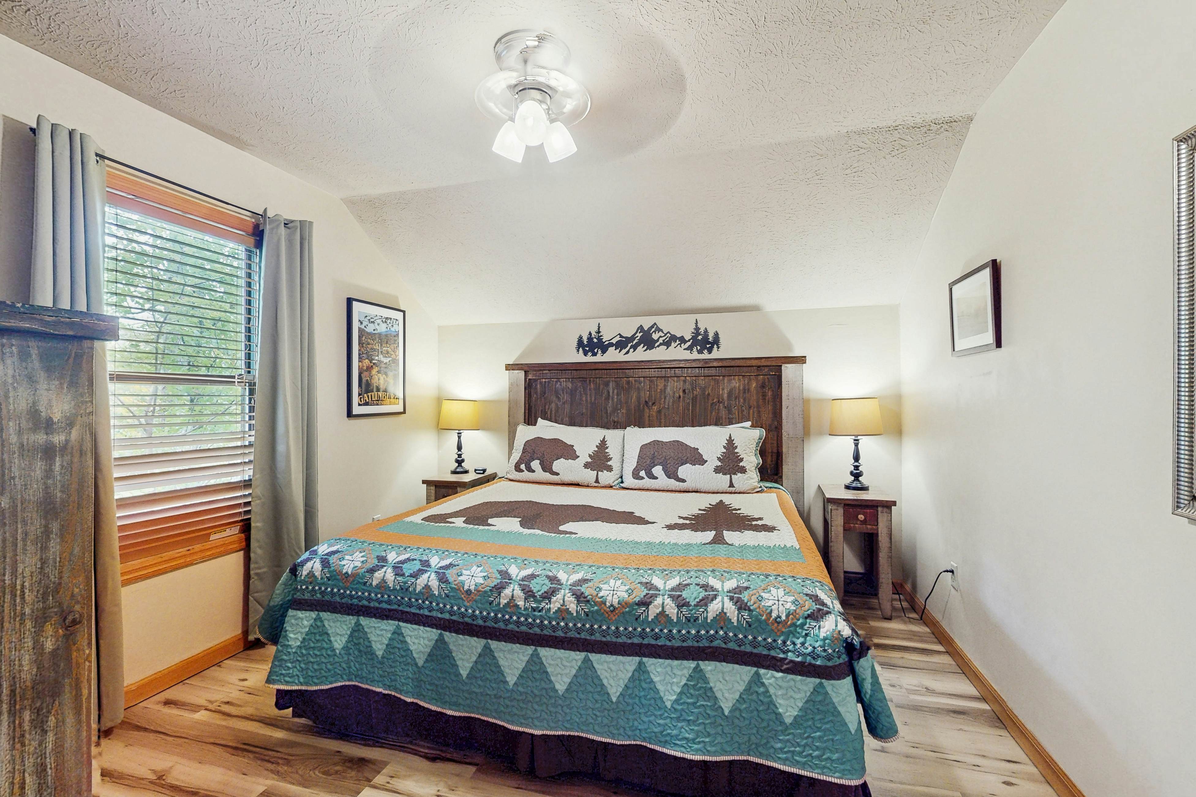 Cozy Cabin, Sleeps 6・Hot Tub・Grill・Games