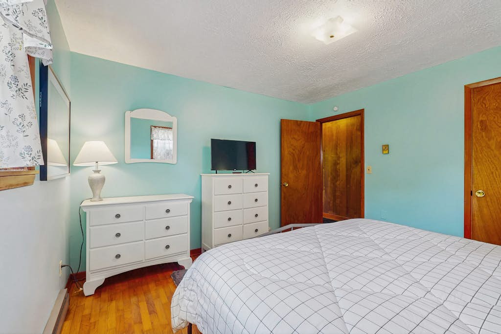 Norris Lake Cabin Getaway, Sleeps 6, View, Fire pit