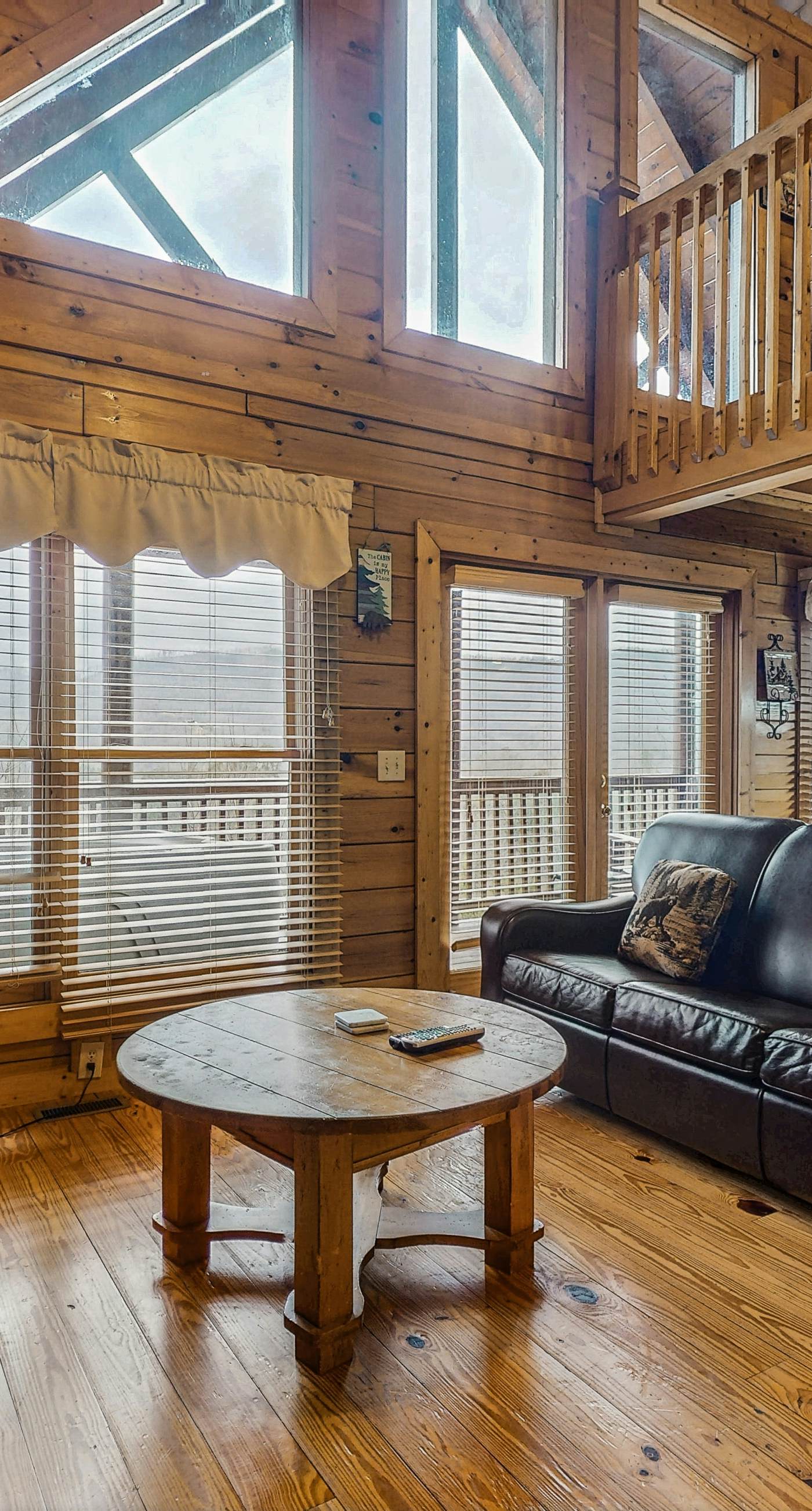 Cozy Retreat N Mountains・Views・Hot Tub・Shared Pool