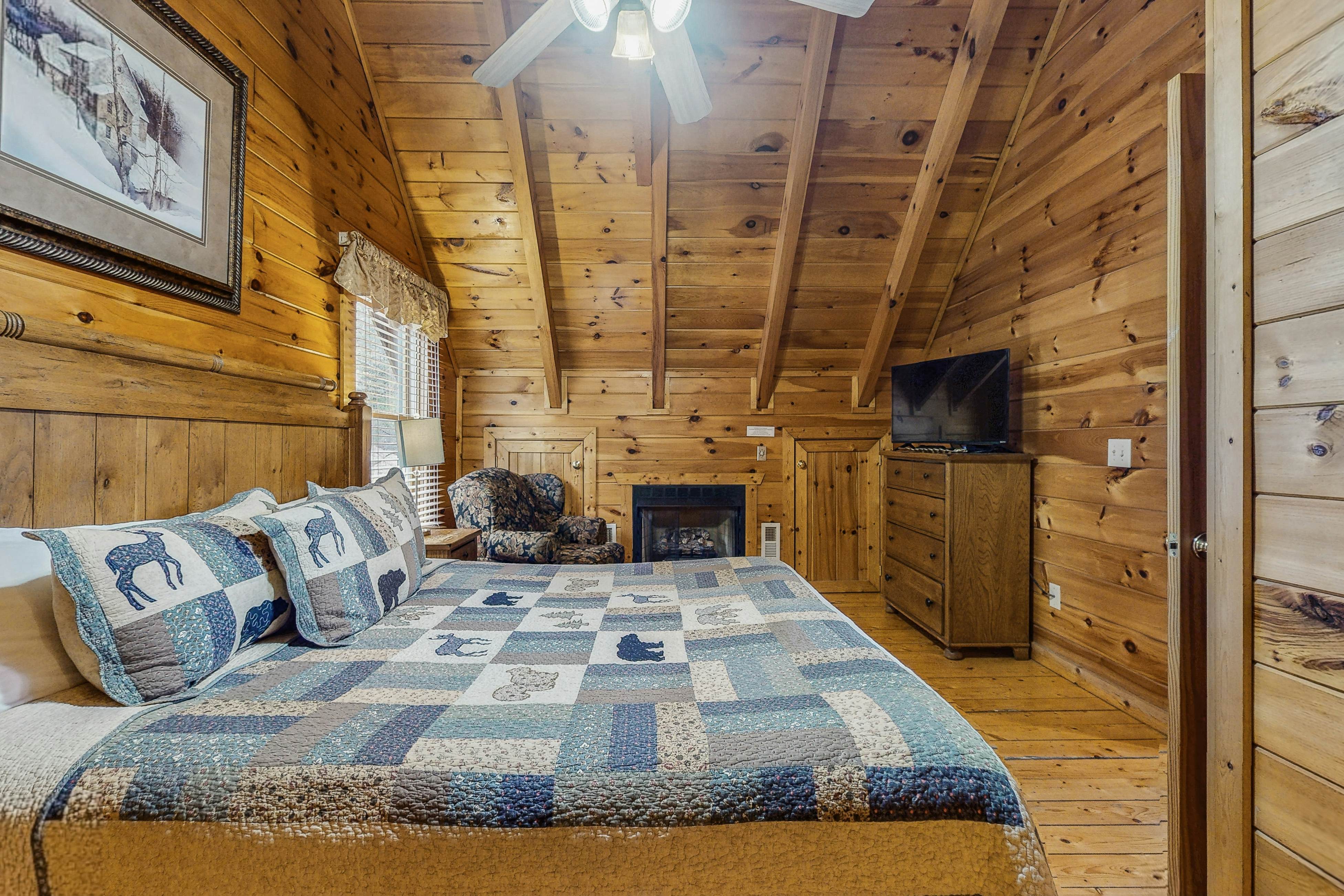 Charming Cabin, Sleeps 6・Views・Hot Tub・Shared Pool