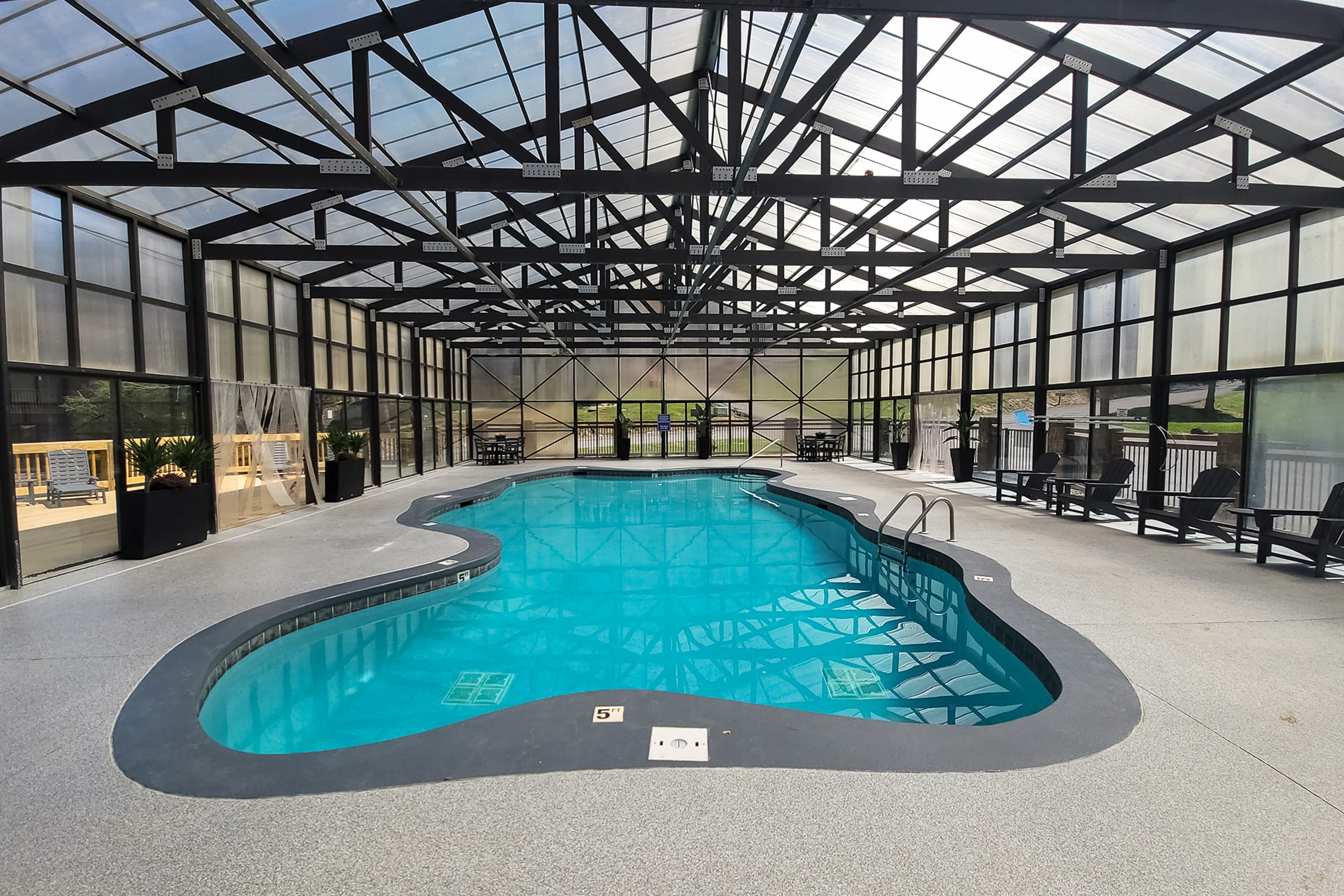 Mountain view cabin w/ private hot tub & pool table - Free Attraction Tickets