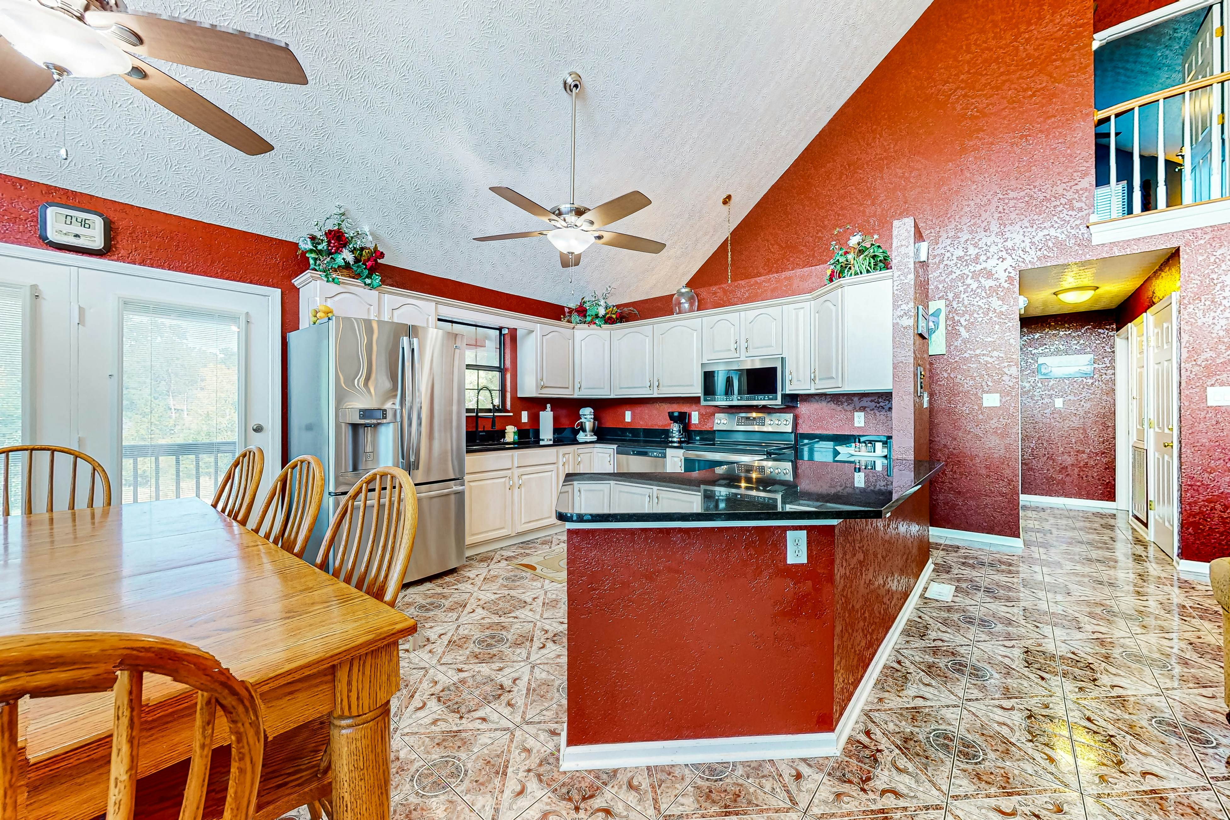 Lakefront Cabin W Views・Boat Ramp・Dock・Hot Tub