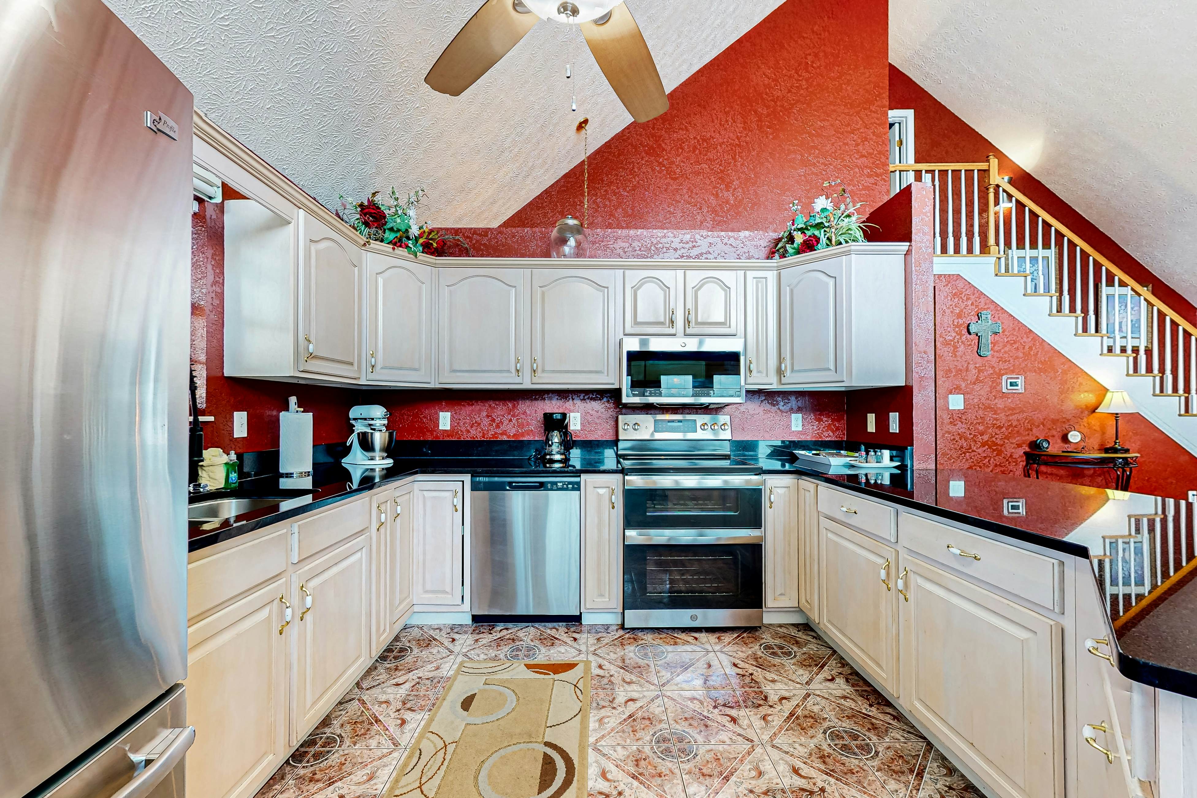 Lakefront Cabin W Views・Boat Ramp・Dock・Hot Tub