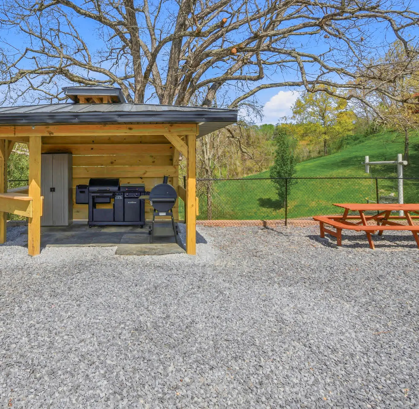 Lakefront Cabin W Views, Boat Ramp, Dock, Hot Tub