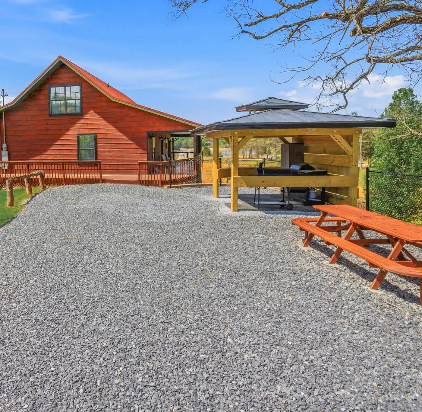 Lakefront Cabin W Views, Boat Ramp, Dock, Hot Tub