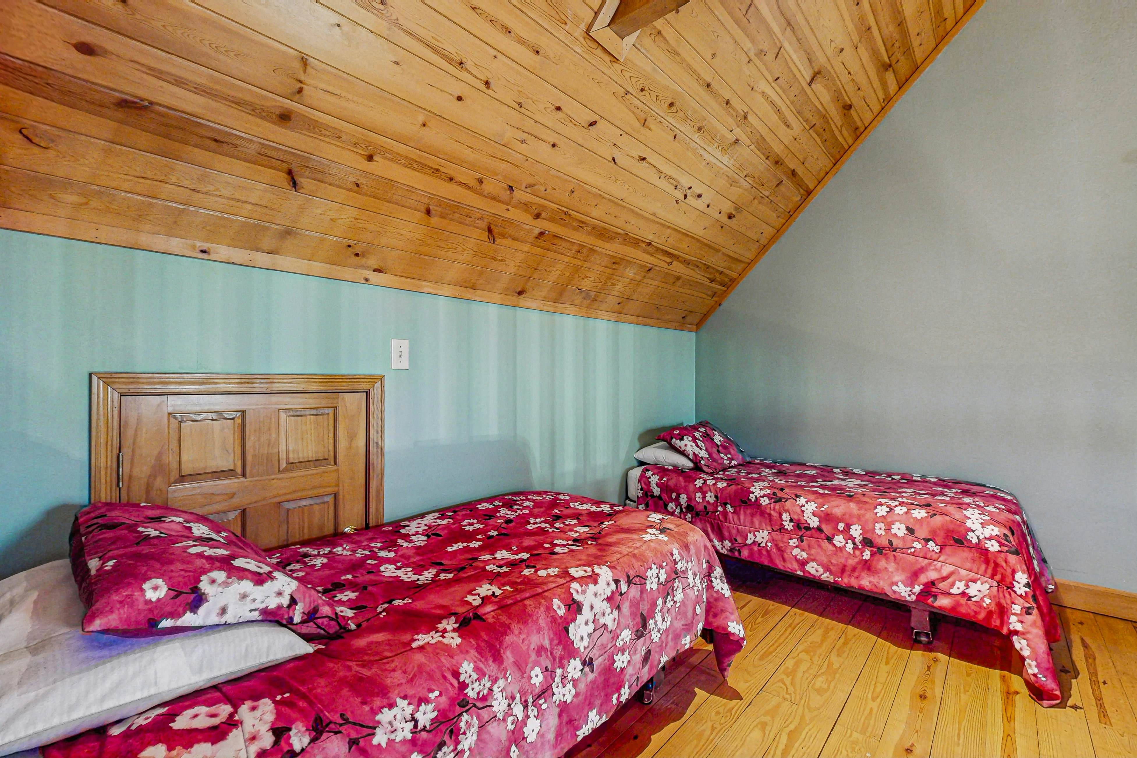 Dog-friendly lake home with private floating dock - jetted tub, firepit, & decks