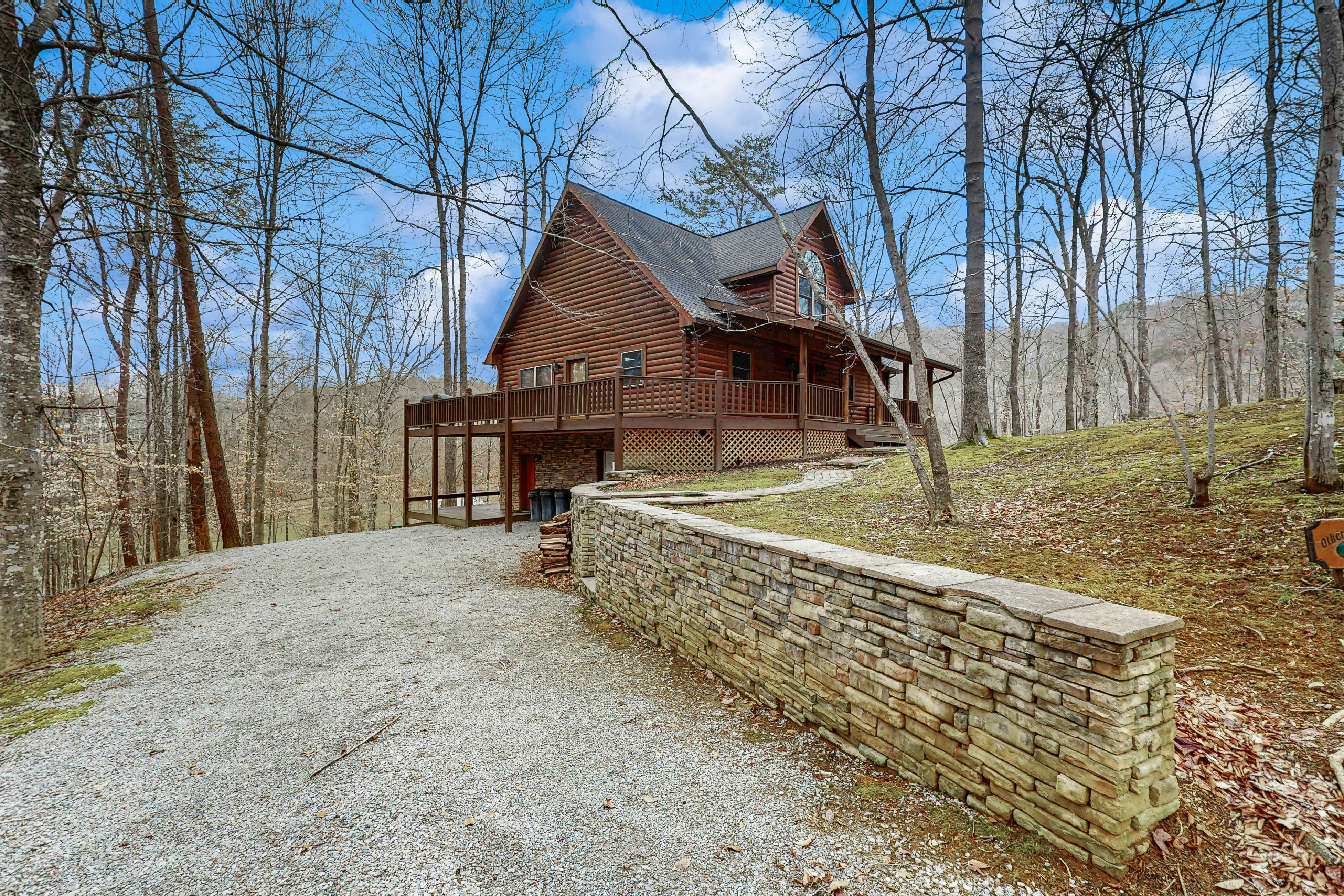 Dog-friendly lake home with private floating dock - jetted tub, firepit, & decks