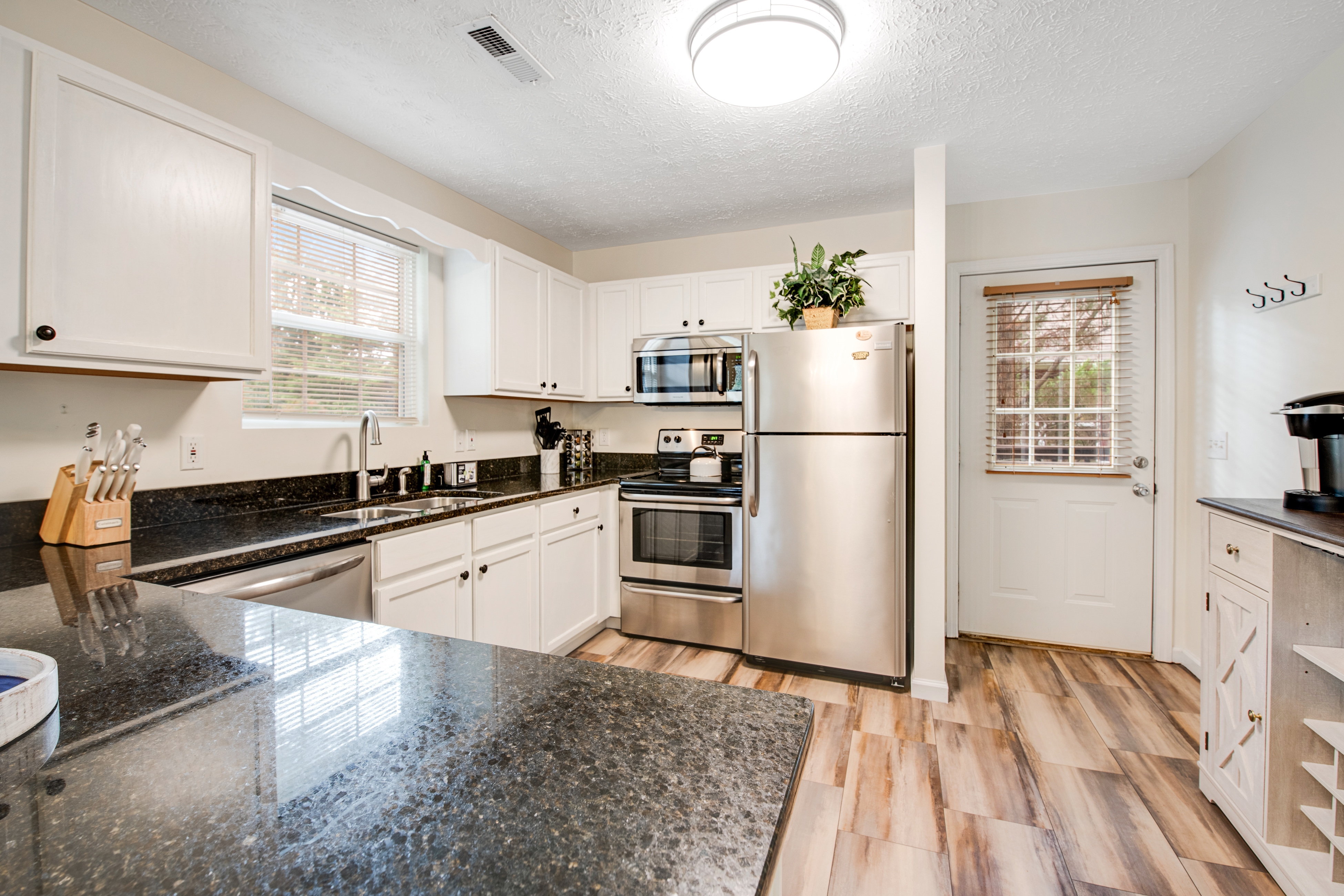 Dog Welcome Cottage Near Smokies, Sleeps 4・Firepit