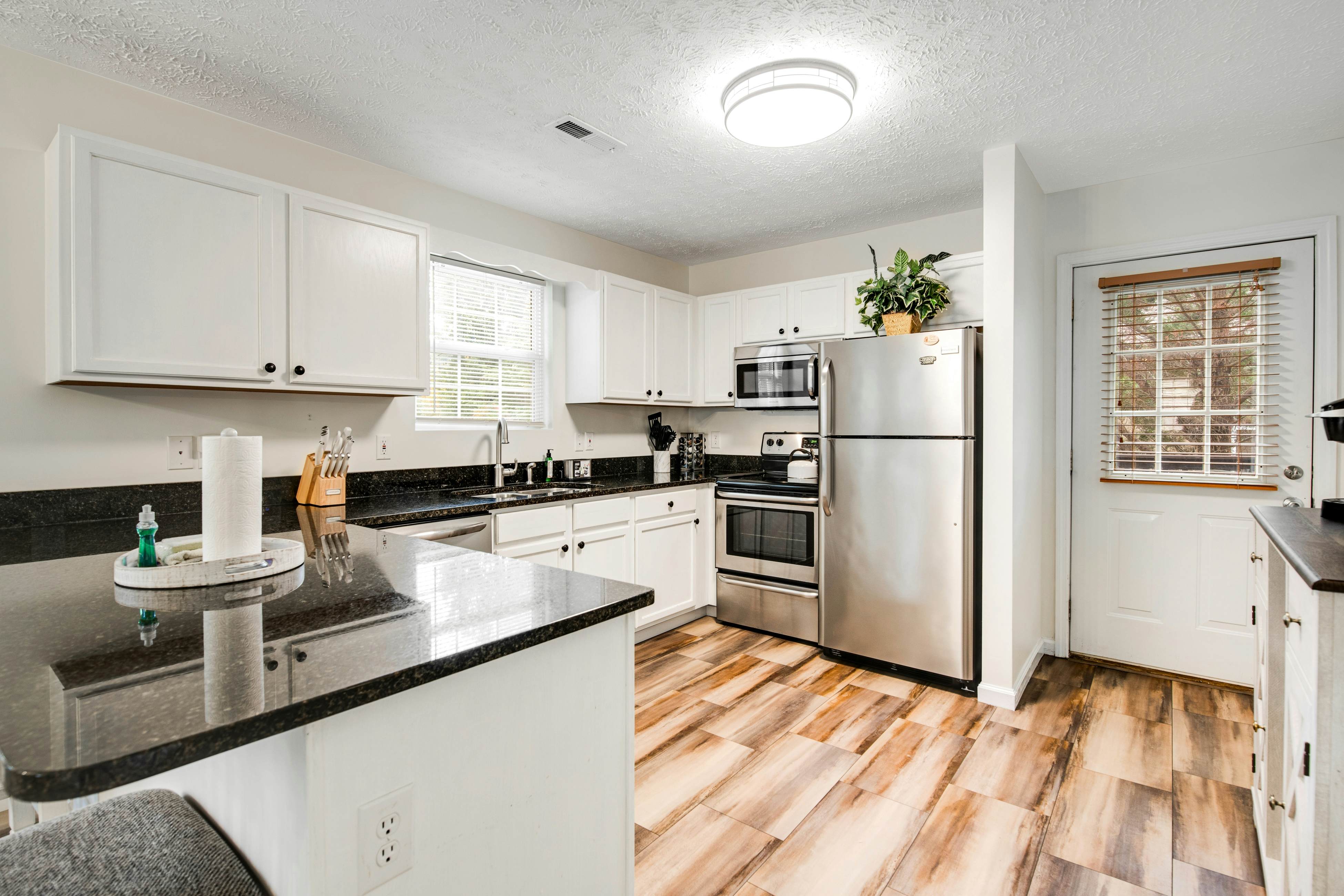 Dog Welcome Cottage Near Smokies, Sleeps 4・Firepit