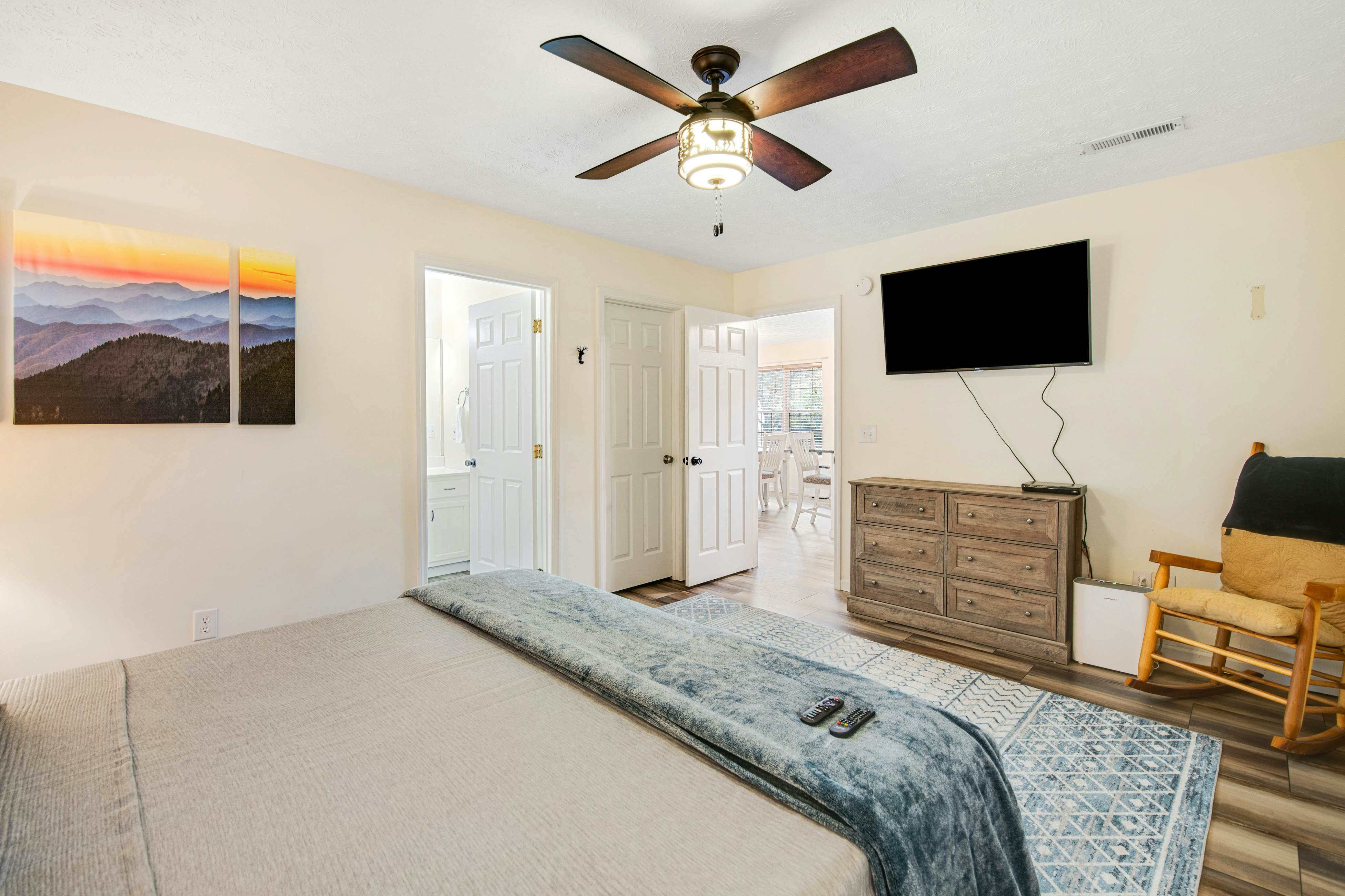 Dog Welcome Cottage Near Smokies, Sleeps 4・Firepit