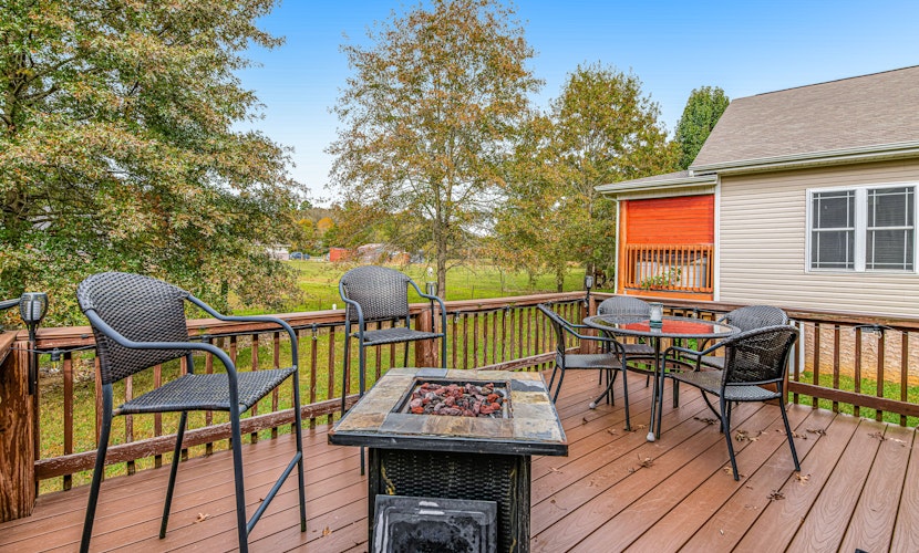 Dog Welcome Cottage Near Smokies, Sleeps 4・Firepit