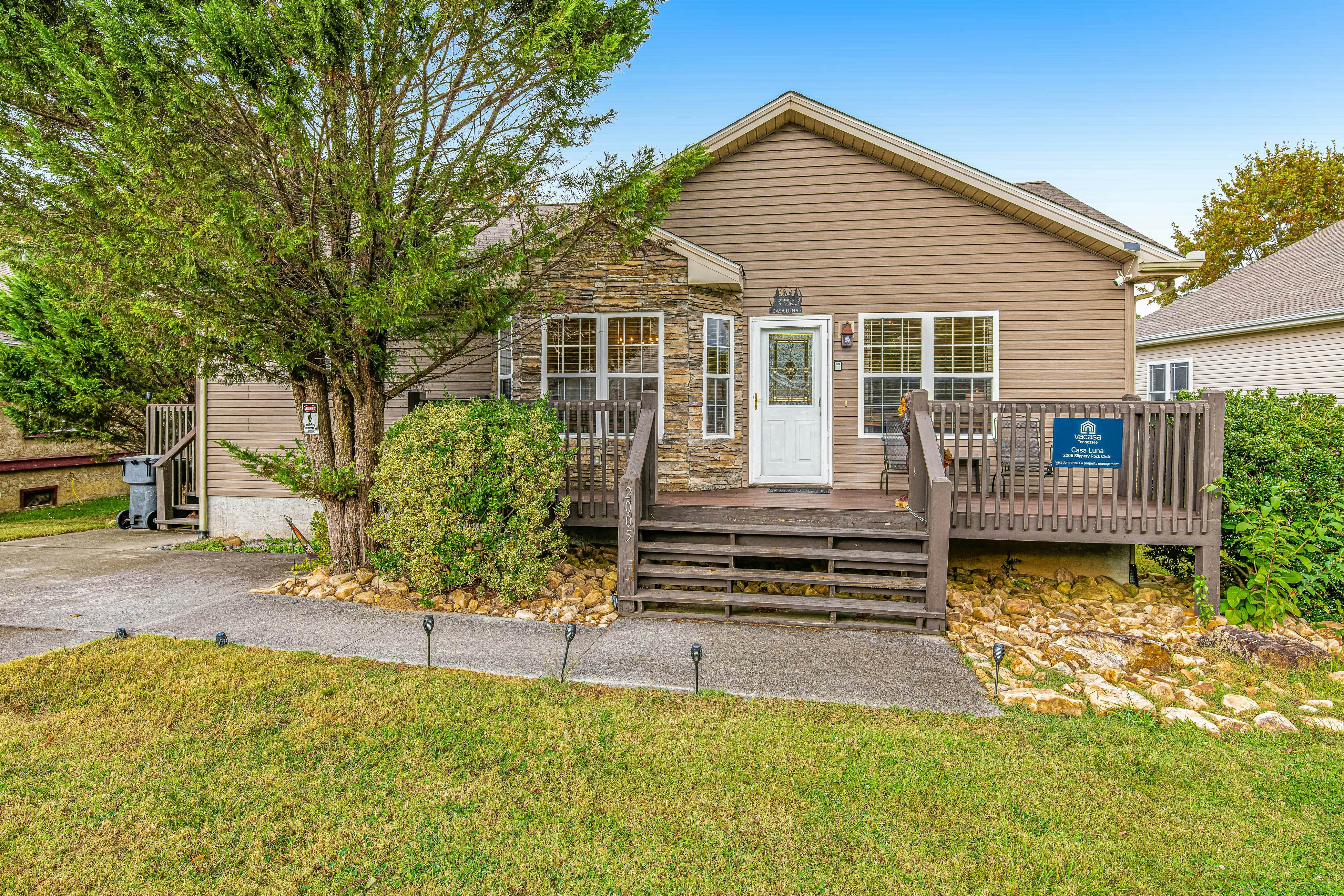 Dog Welcome Cottage Near Smokies, Sleeps 4・Firepit