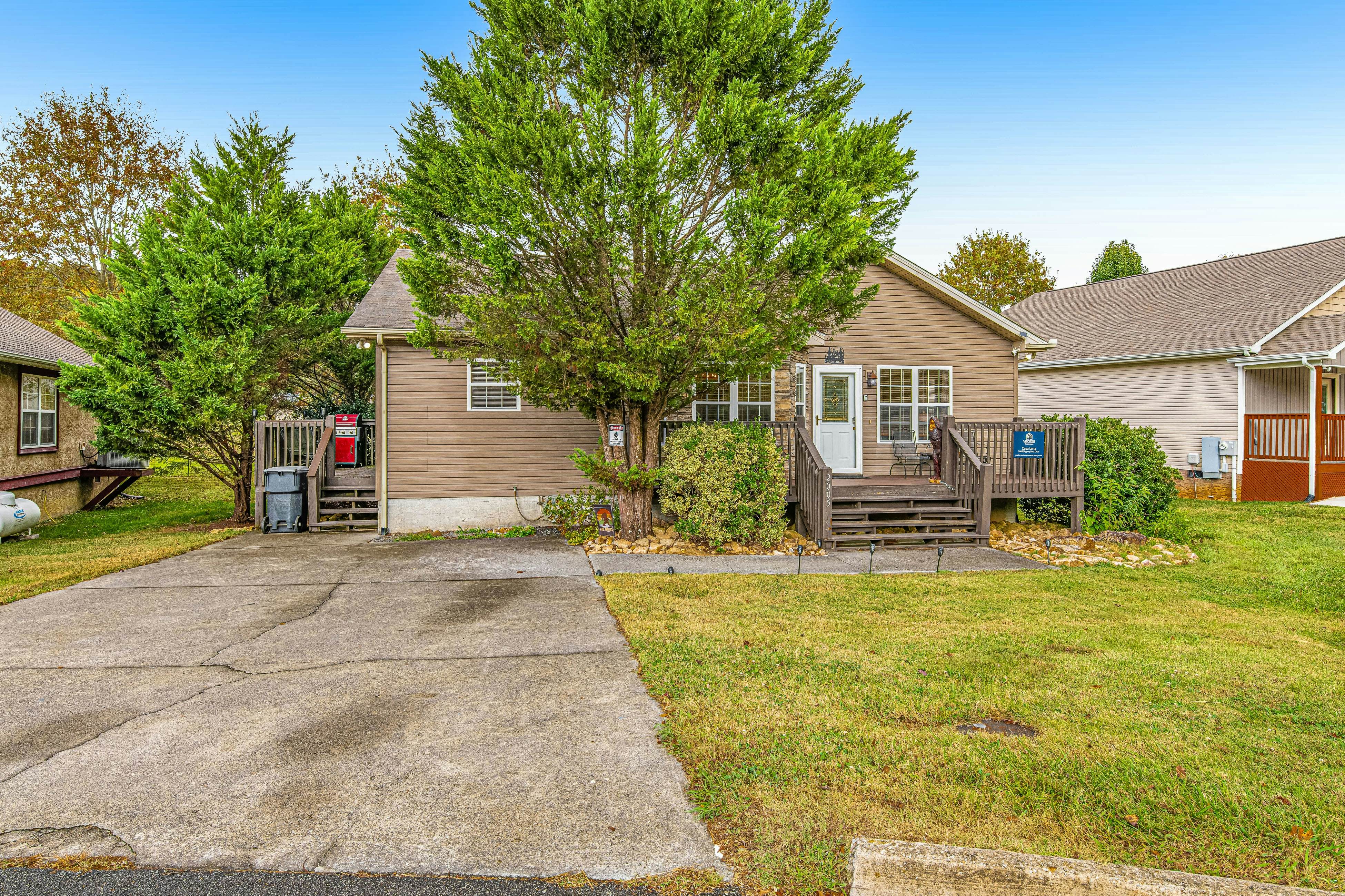 Dog Welcome Cottage Near Smokies, Sleeps 4・Firepit