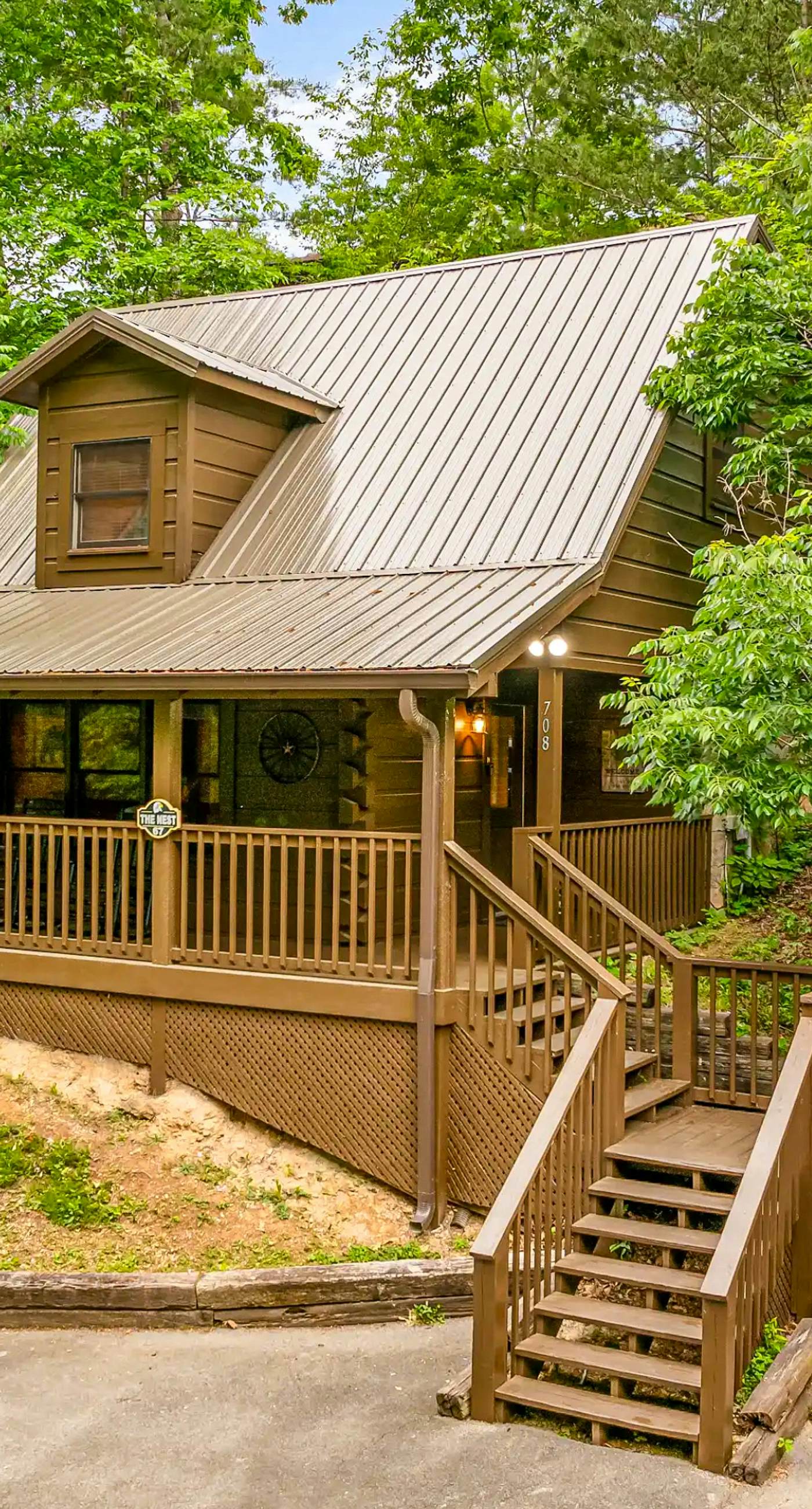 Cabin near Dolly - Parkway・Hot Tub・Screened Porch