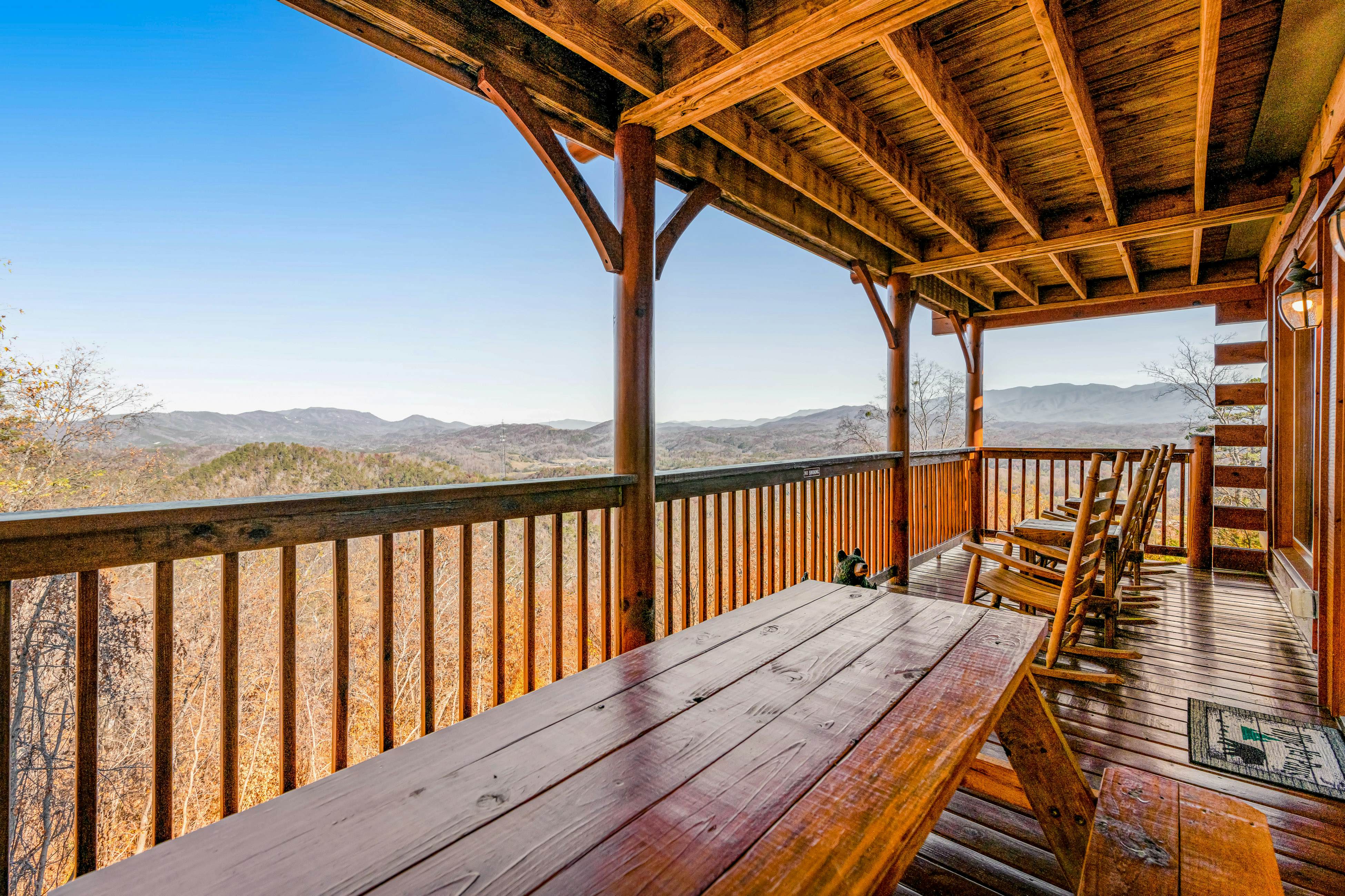 Mtn retreat w/ hot tub, game room, decks, pool access + free attraction tickets