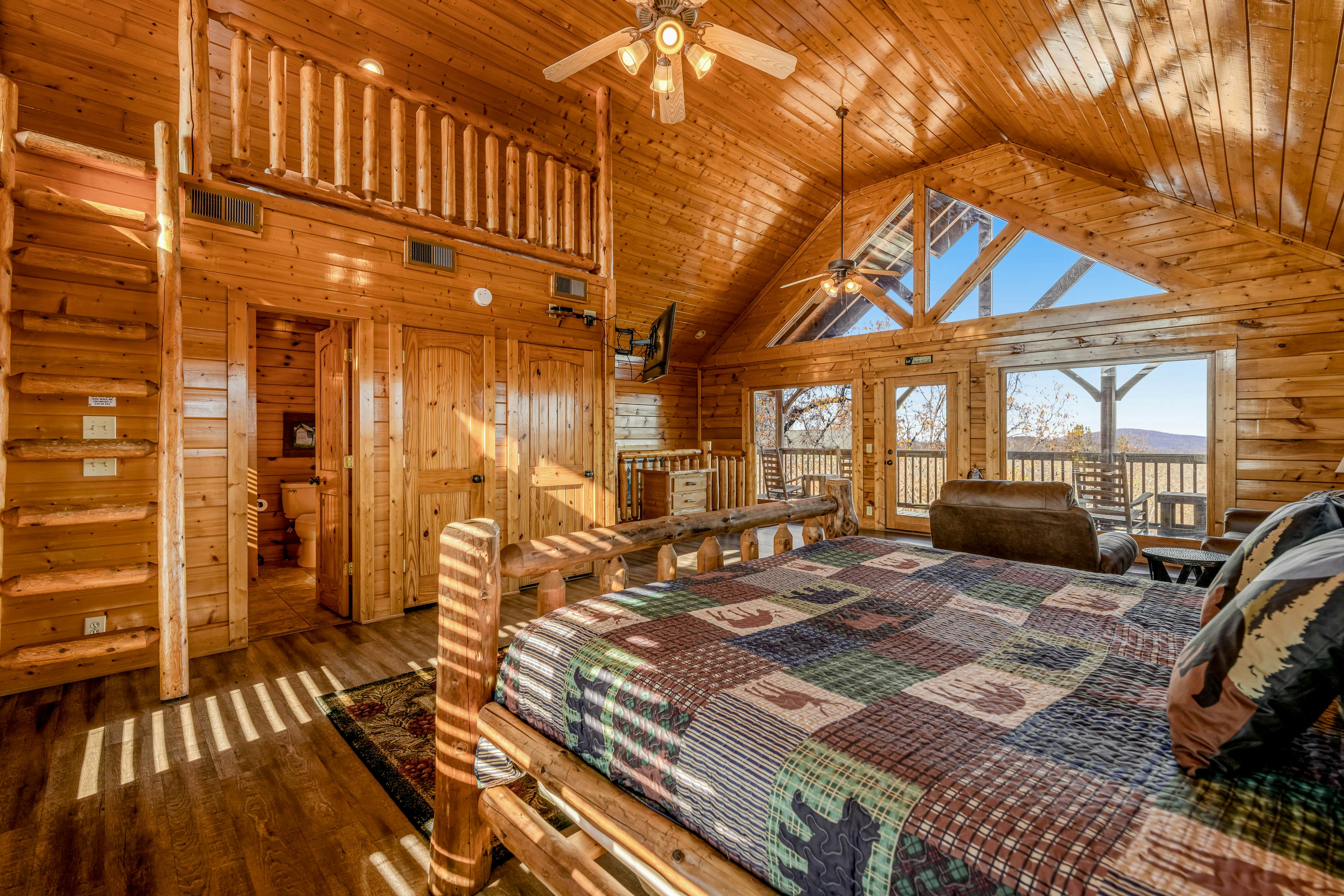 Mtn retreat w/ hot tub, game room, decks, pool access + free attraction tickets