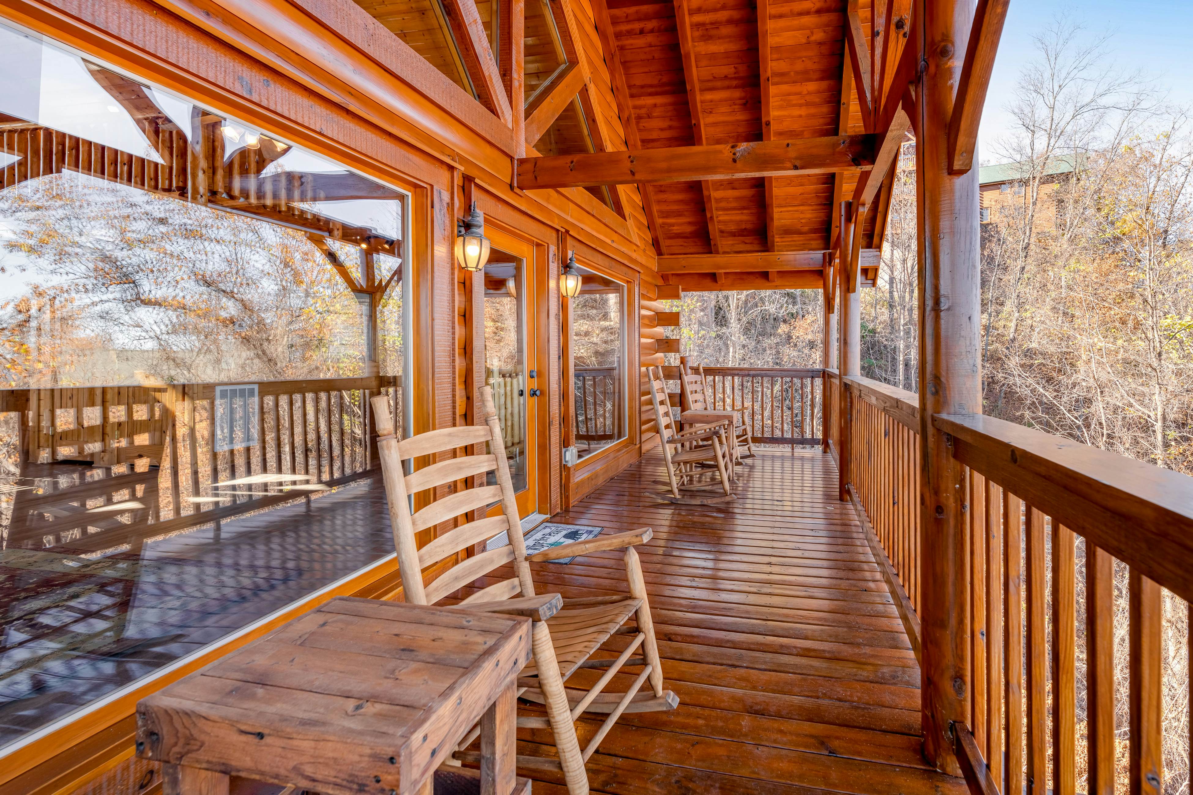 Mtn retreat w/ hot tub, game room, decks, pool access + free attraction tickets