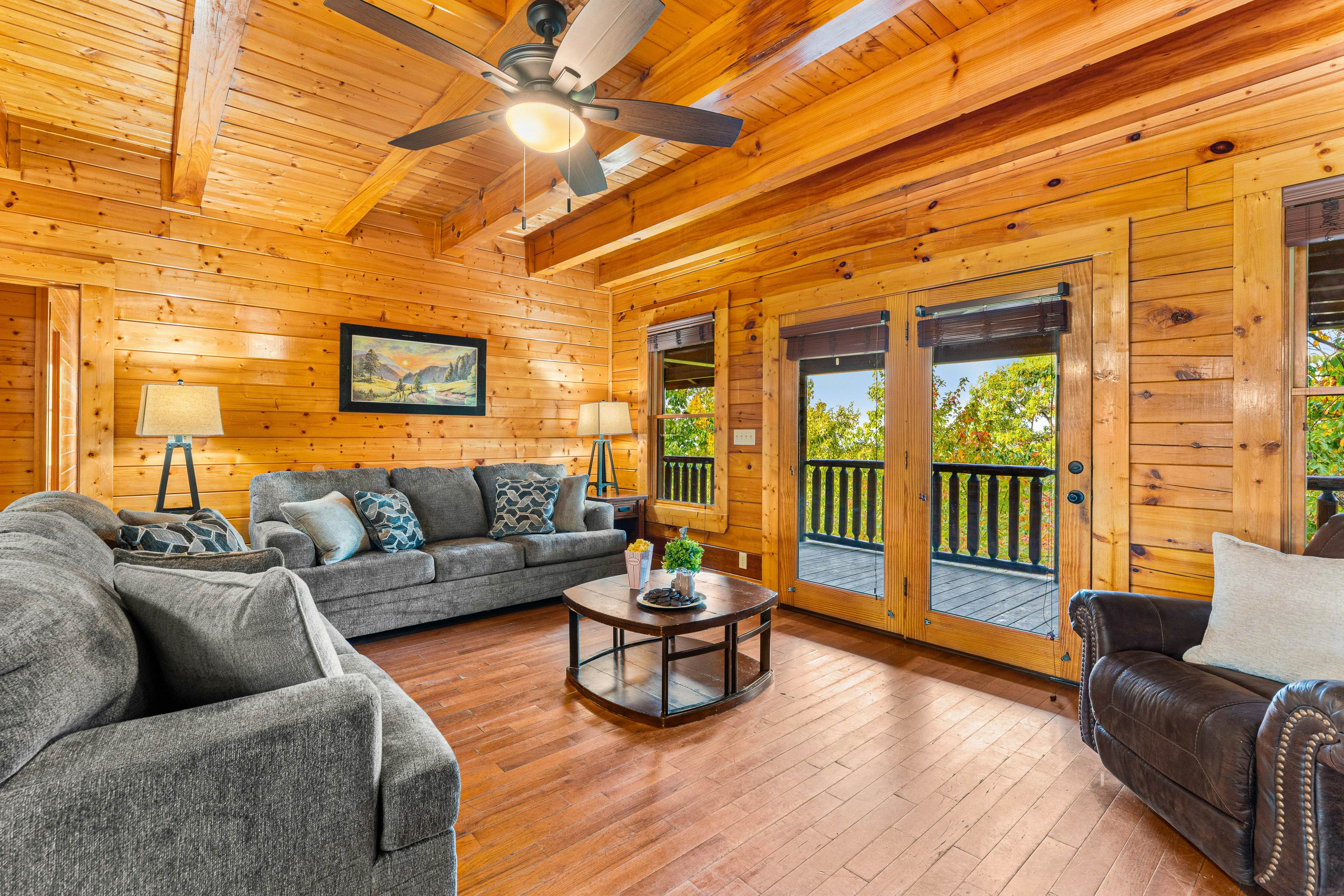 Amazing cabin sleeping 58 w/dual 7-person hot tubs, billiards, theater - attraction tickets!