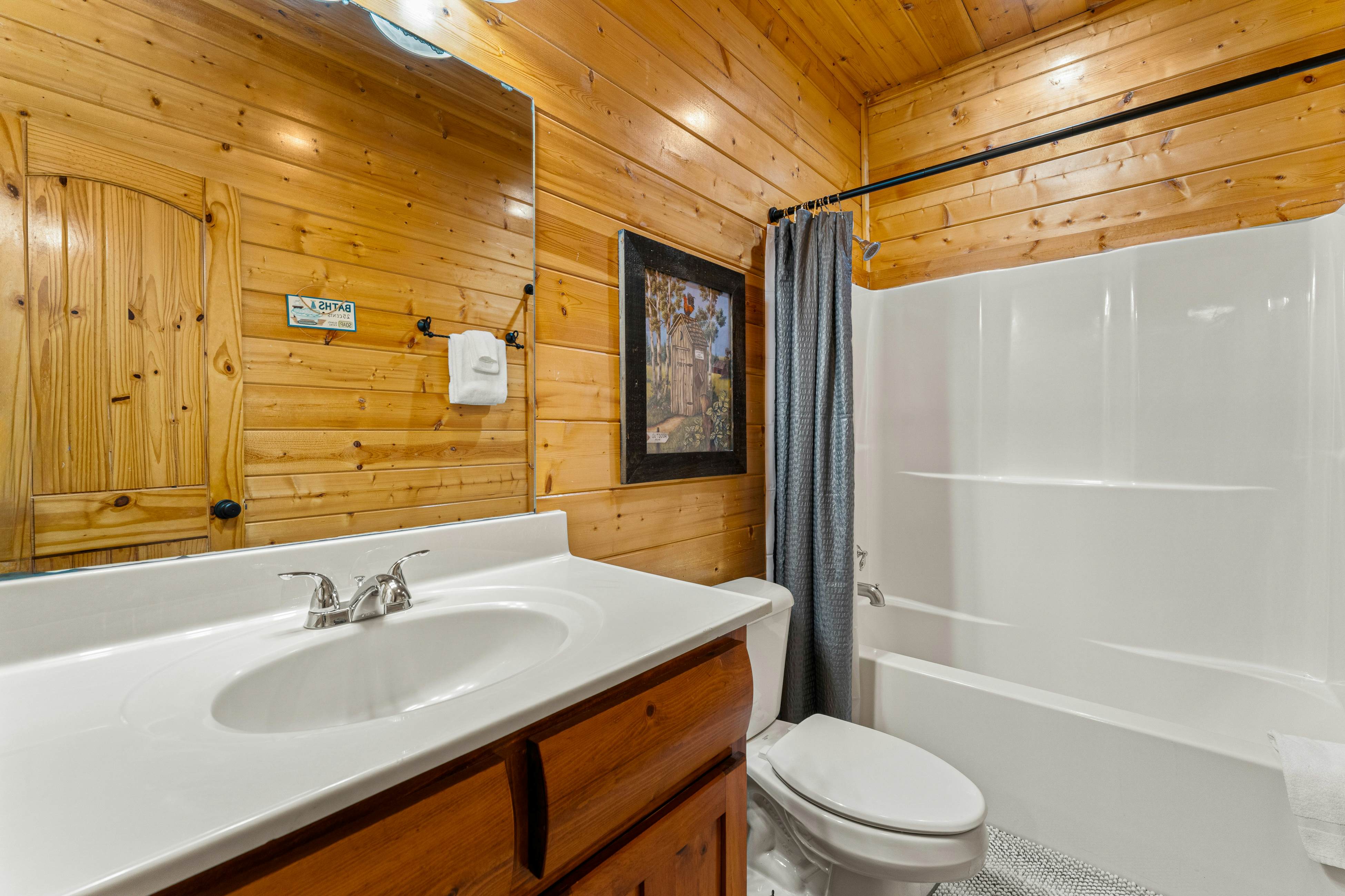 Amazing cabin sleeping 58 w/dual 7-person hot tubs, billiards, theater - attraction tickets!