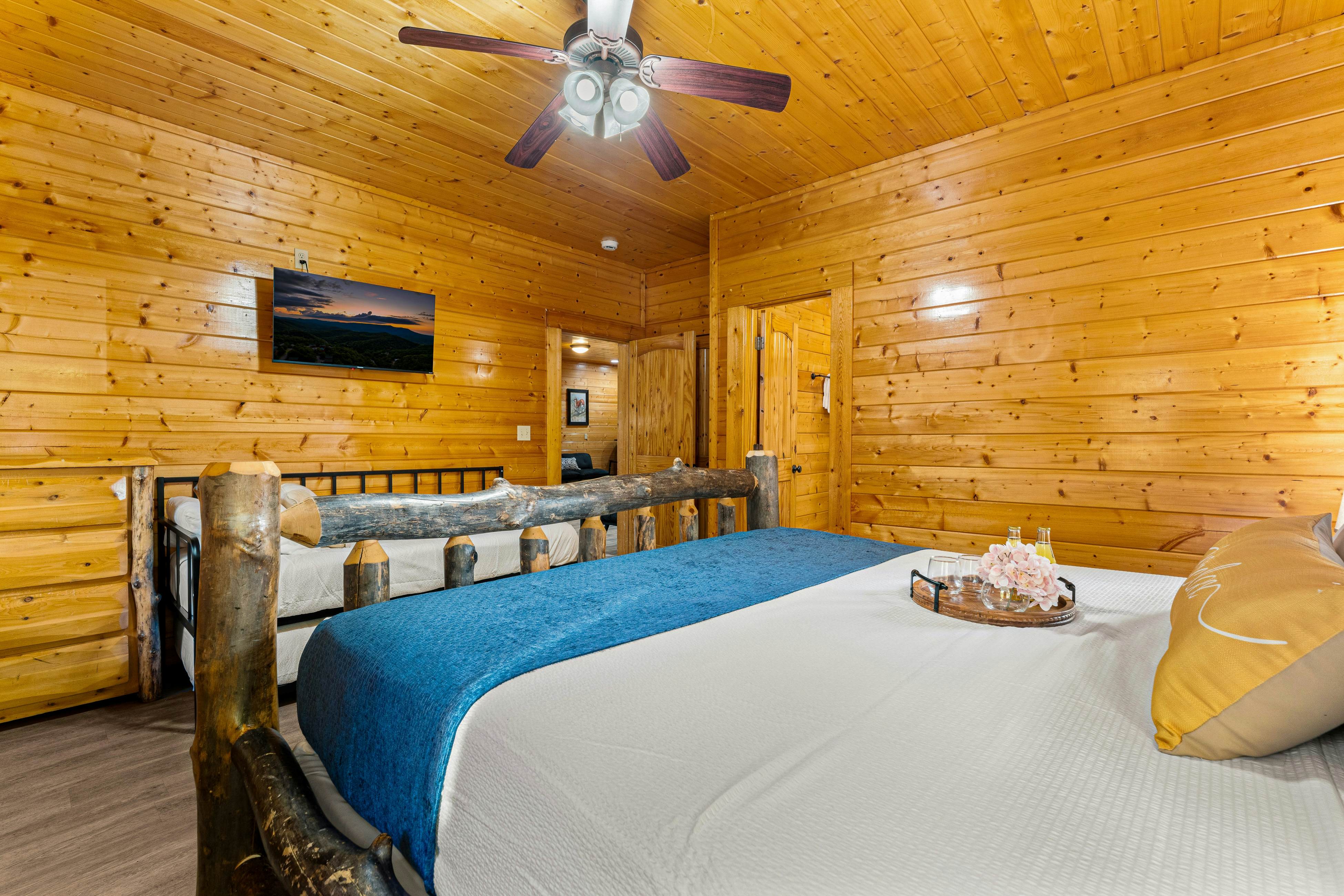 Amazing cabin sleeping 58 w/dual 7-person hot tubs, billiards, theater - attraction tickets!
