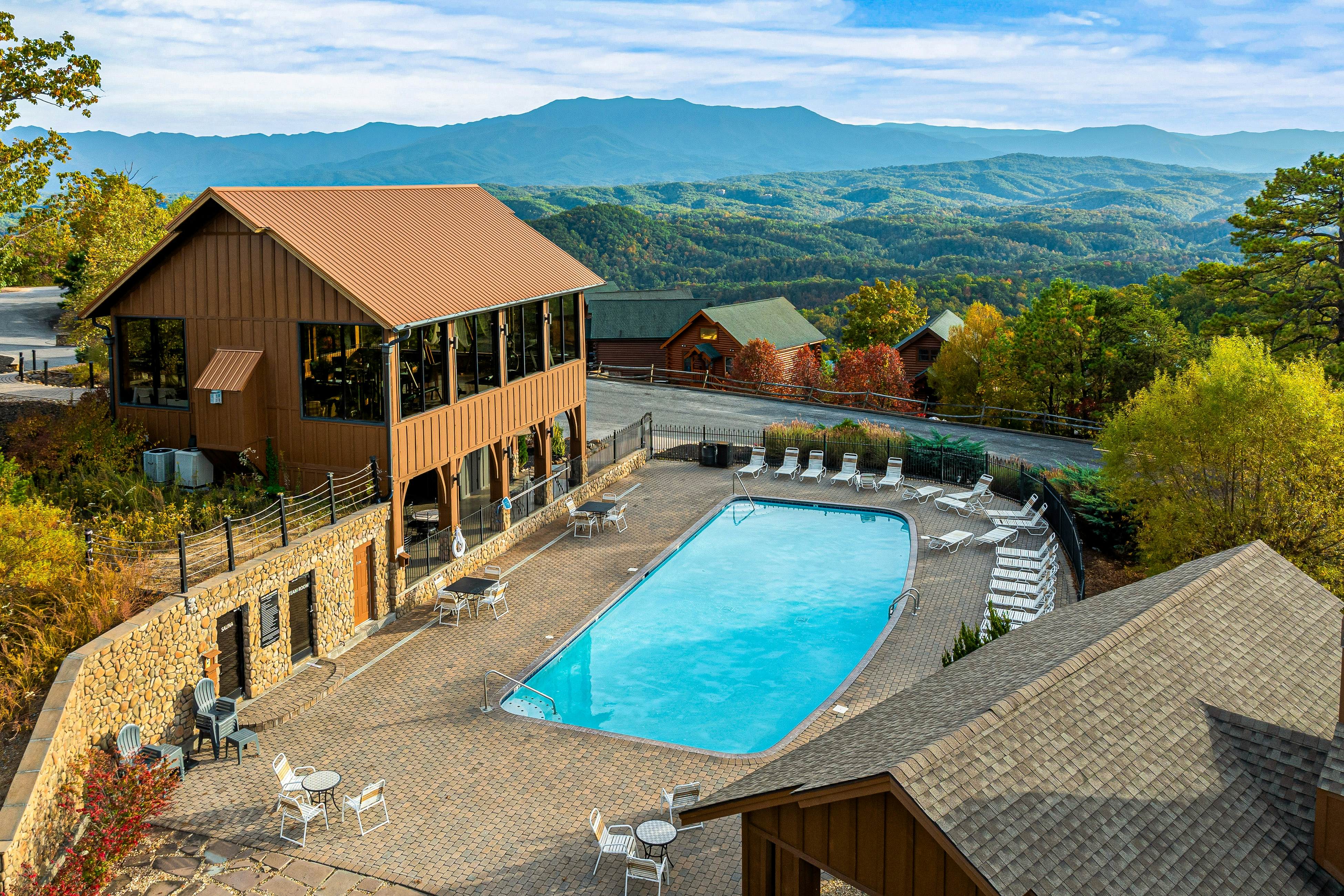 Amazing cabin sleeping 58 w/dual 7-person hot tubs, billiards, theater - attraction tickets!