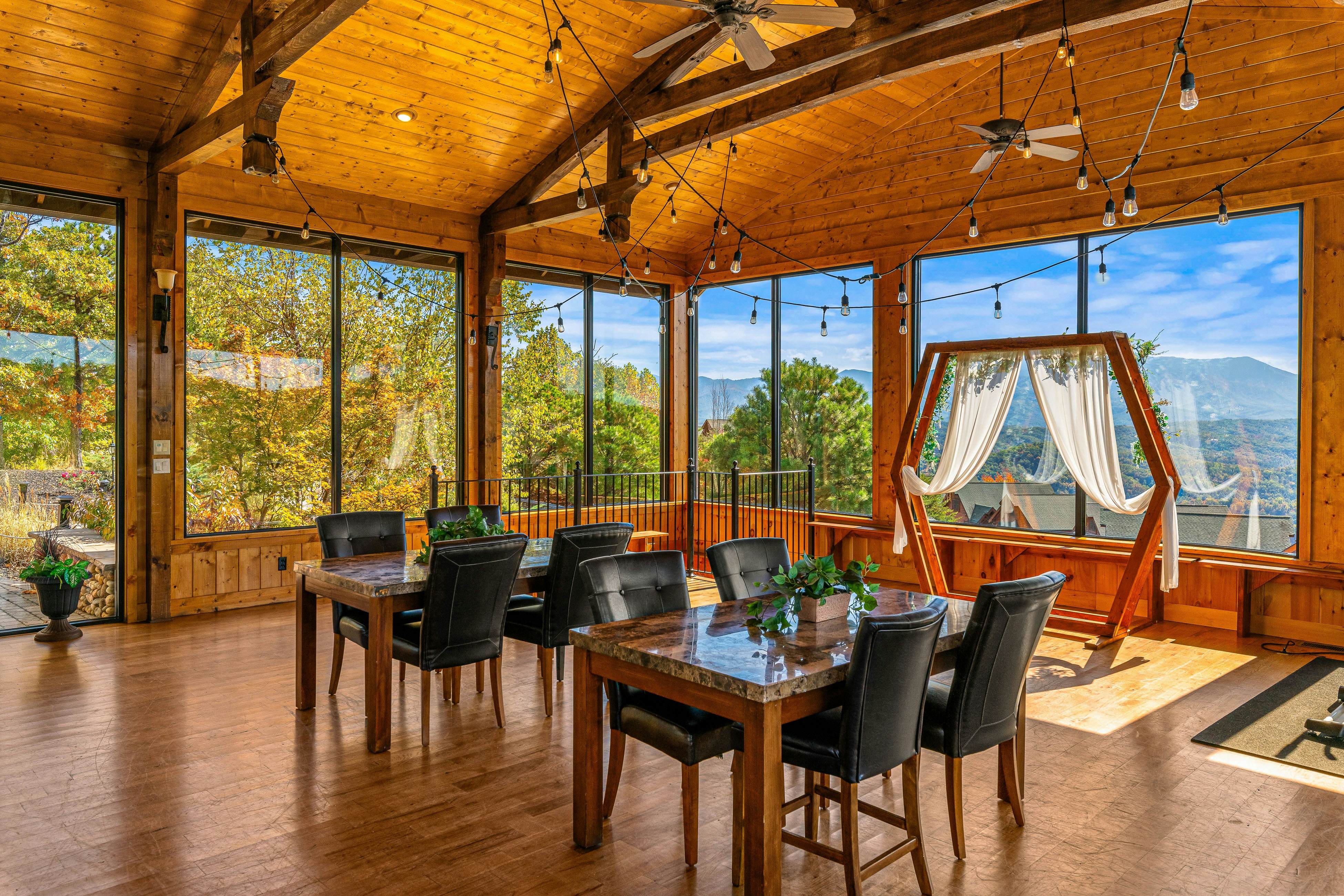 Amazing cabin sleeping 58 w/dual 7-person hot tubs, billiards, theater - attraction tickets!