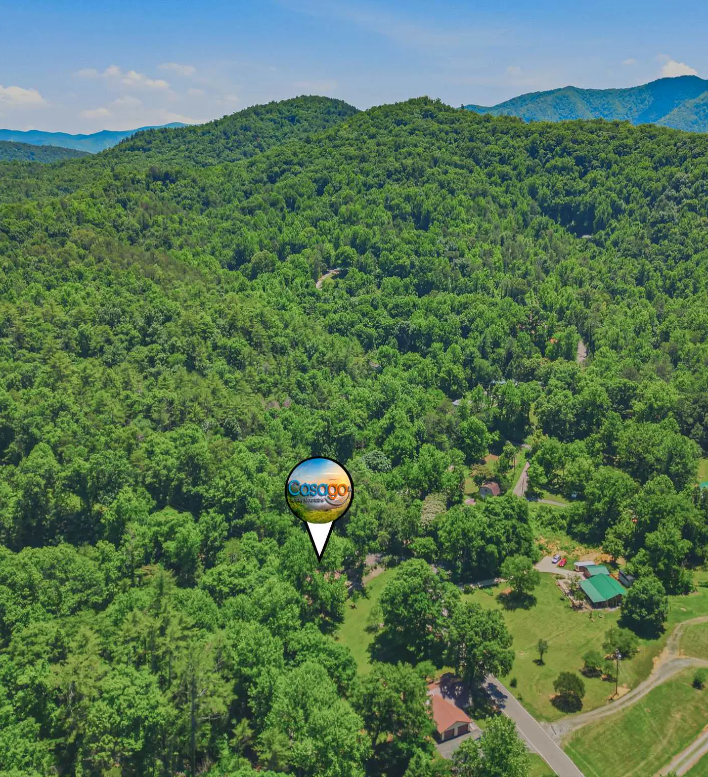 Charming Mtn View Cabin, Sleeps 8・Spacious Deck
