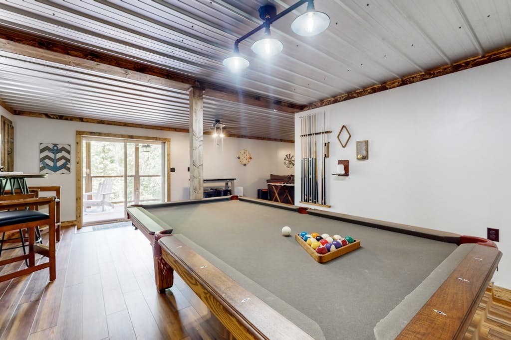 Norris Lake Escape, Pool Table, Grill, Lake View, Deck