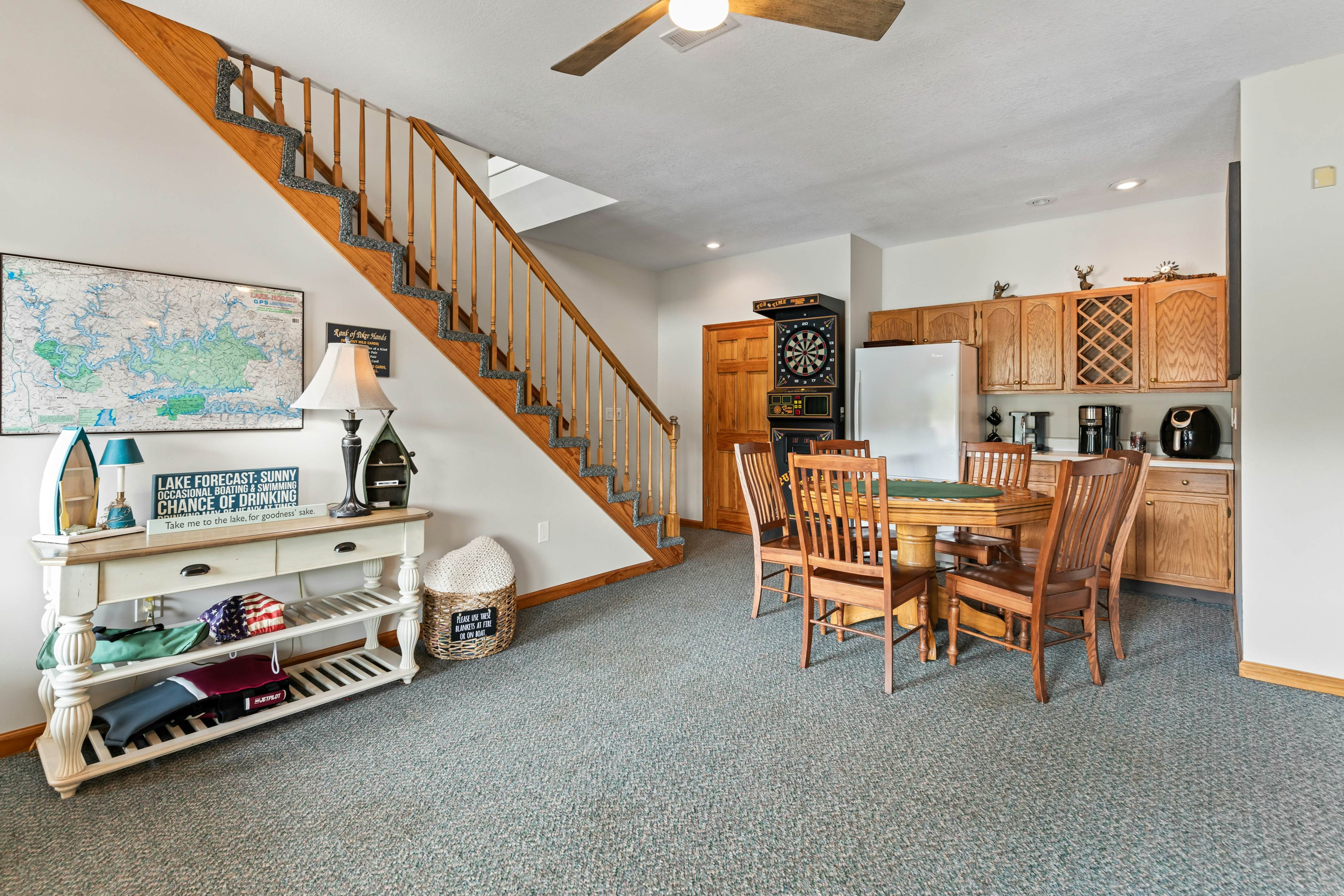 Lakefront Escape | Dock・Hot Tub・Pool・Golf・Firepit