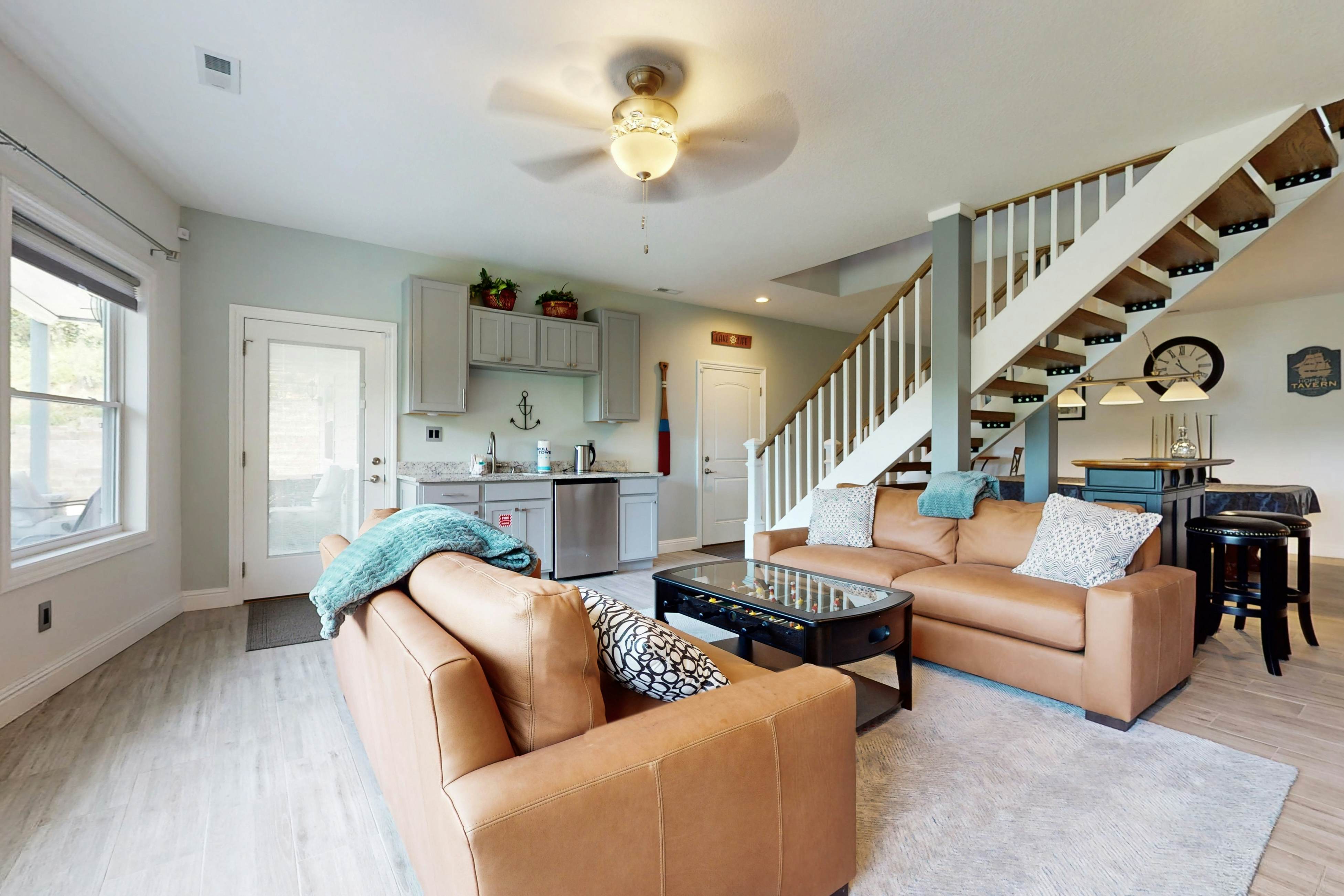 Lake Norris Epic Aqua Haven 4 bedroom House with loft in Maynardville