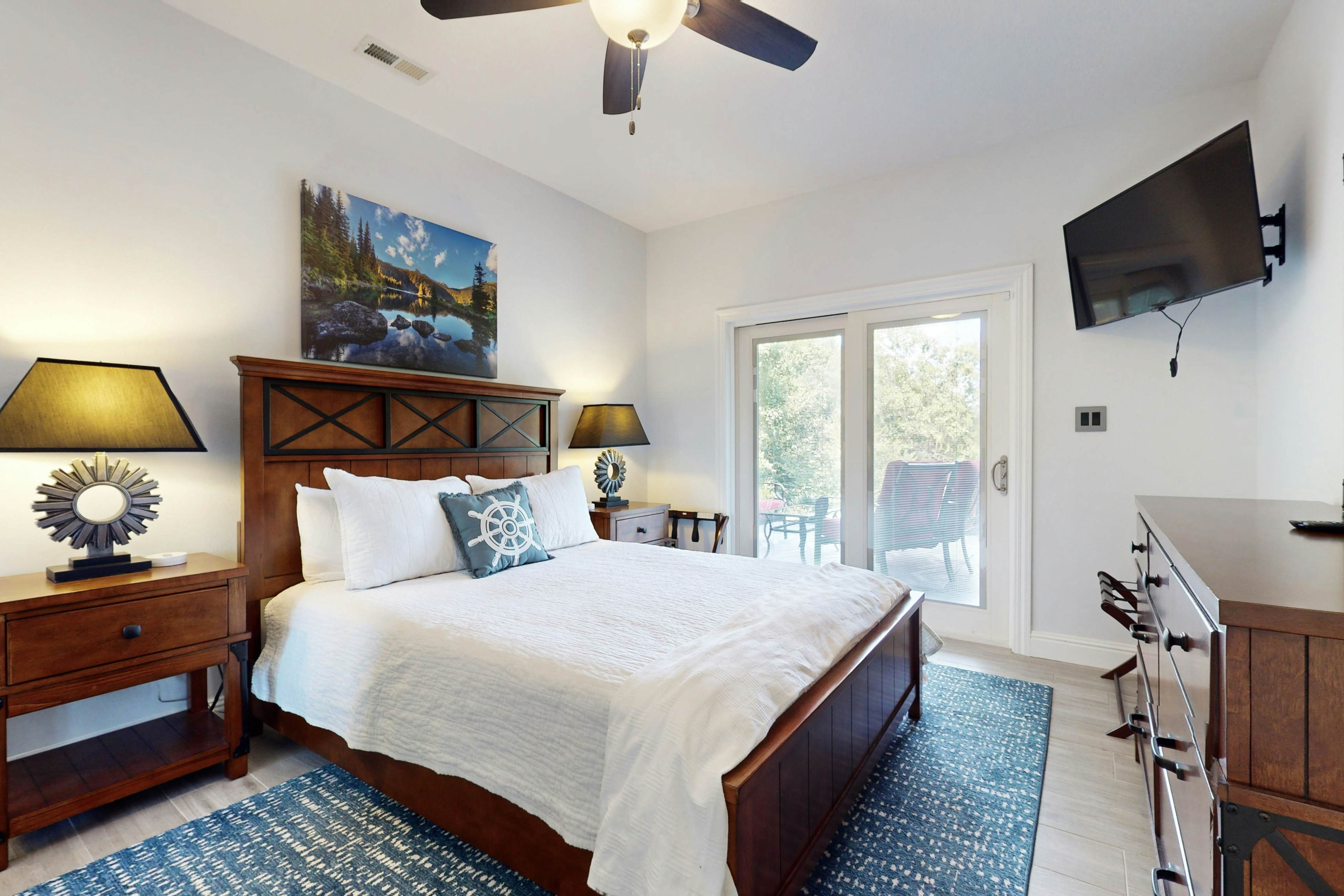 Lake Norris Epic Aqua Haven 4 bedroom House with loft in Maynardville