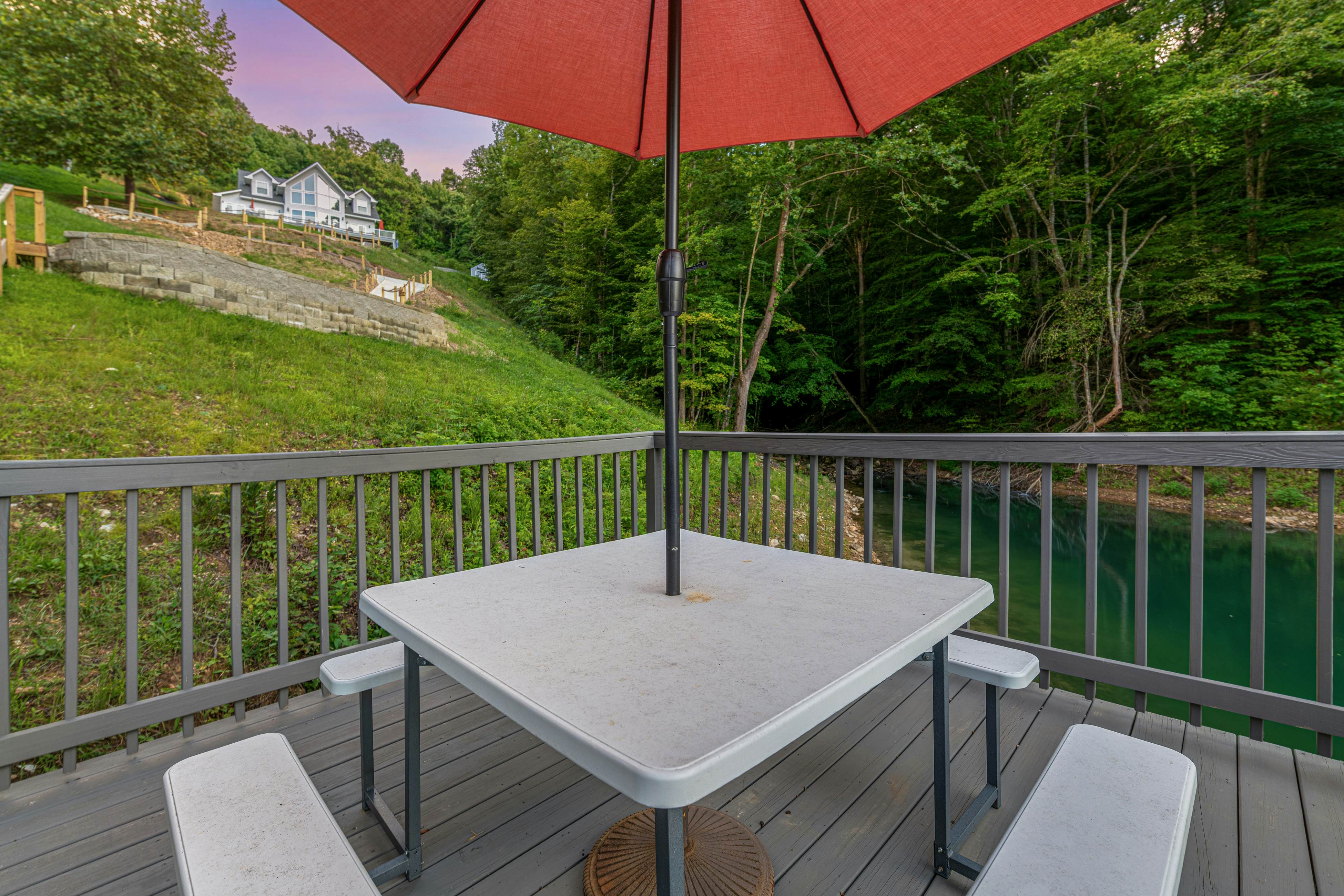 Lake Norris Epic Aqua Haven 4 bedroom House with loft in Maynardville